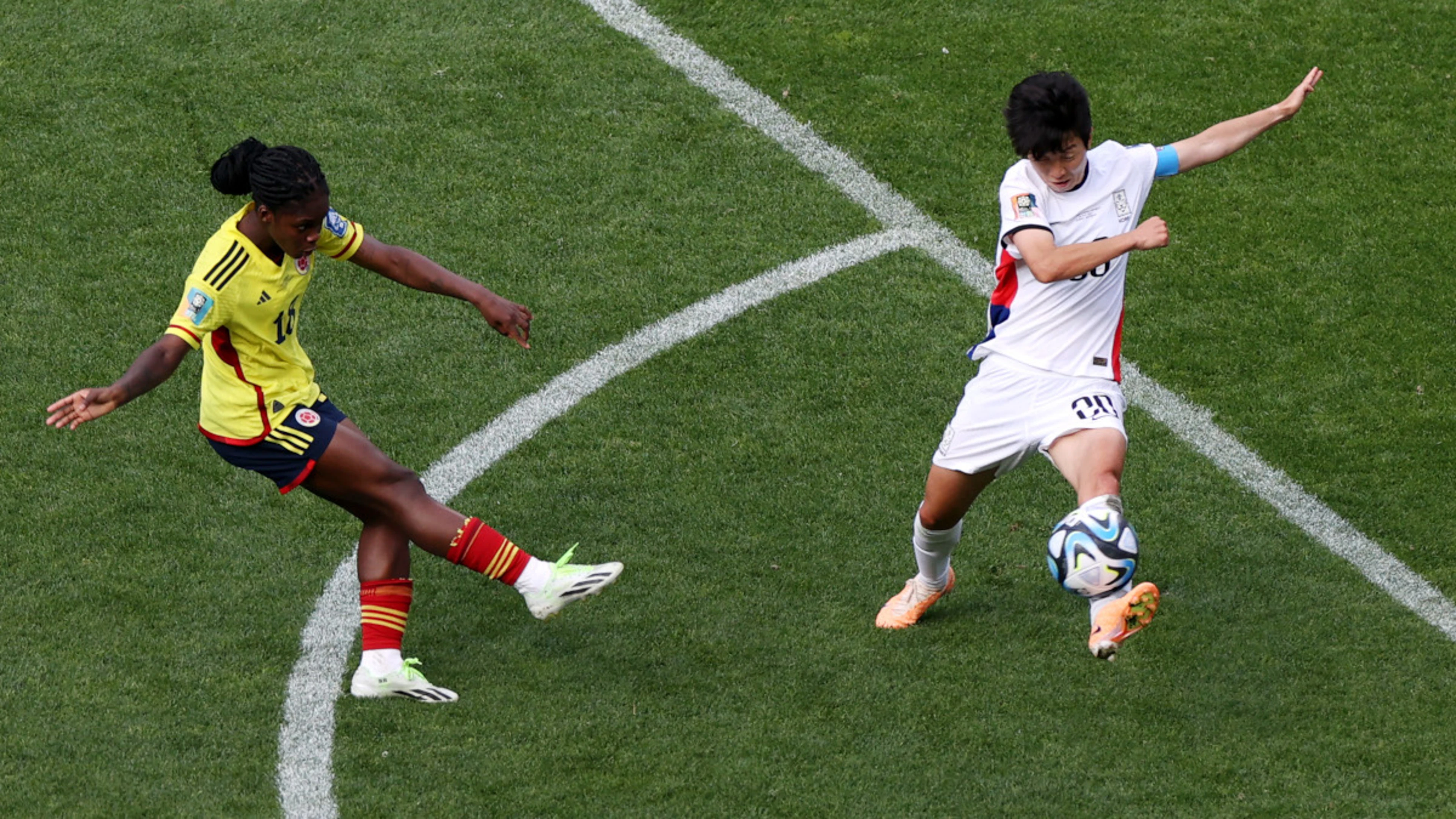 Caicedo opens World Cup account as Colombia beat blunt South Korea