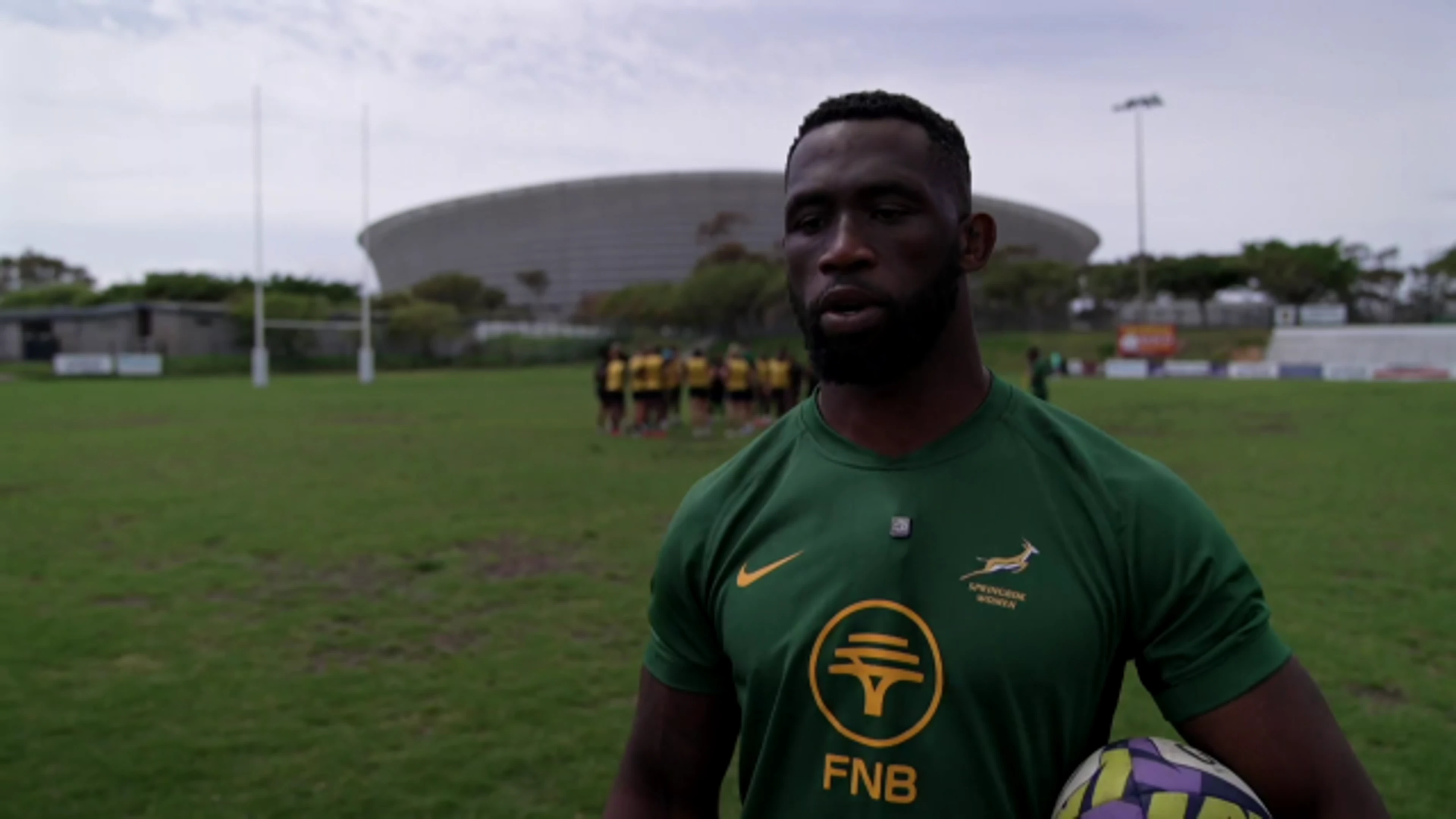 Siya Kolisi supporting Women's Rugby