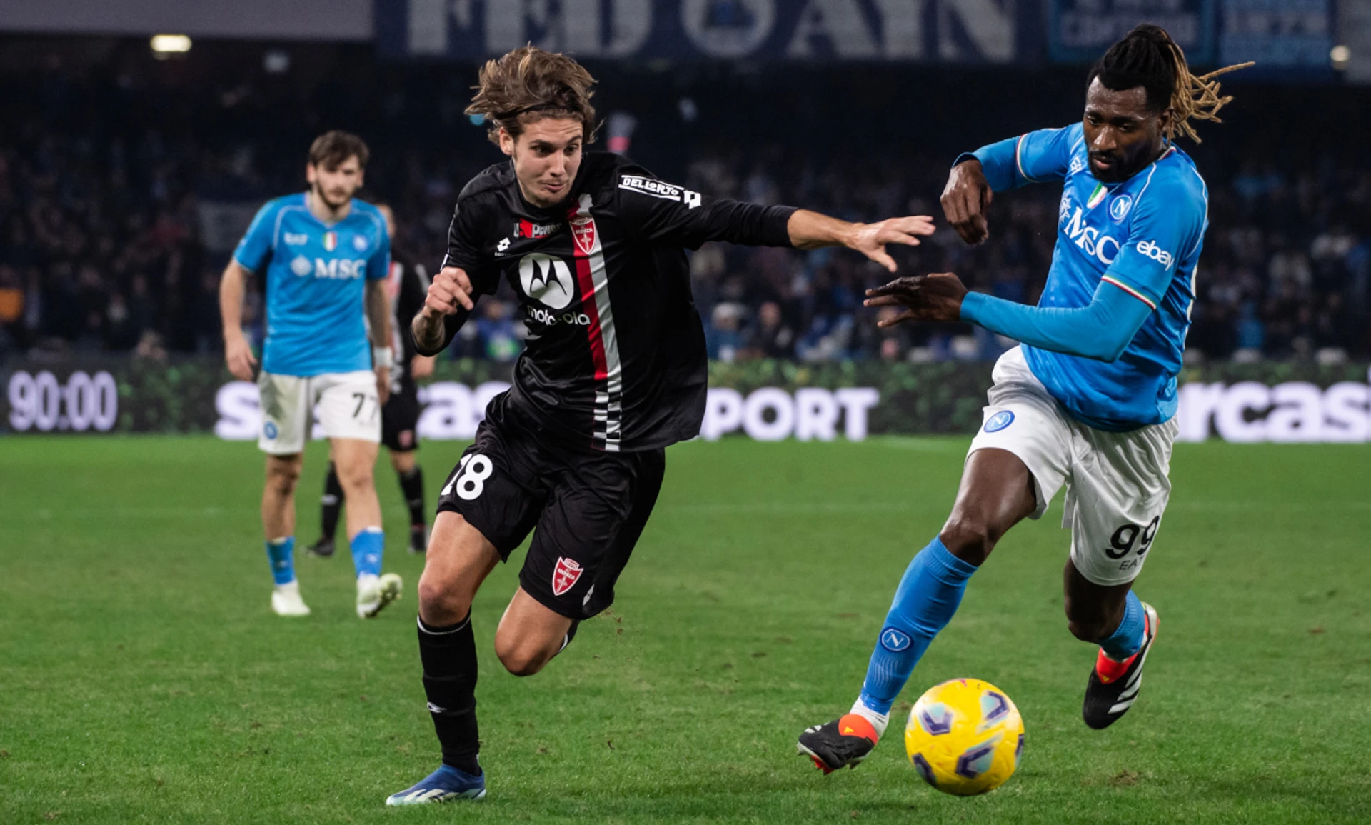 Wasteful Napoli held by Monza, leaders Inter also draw