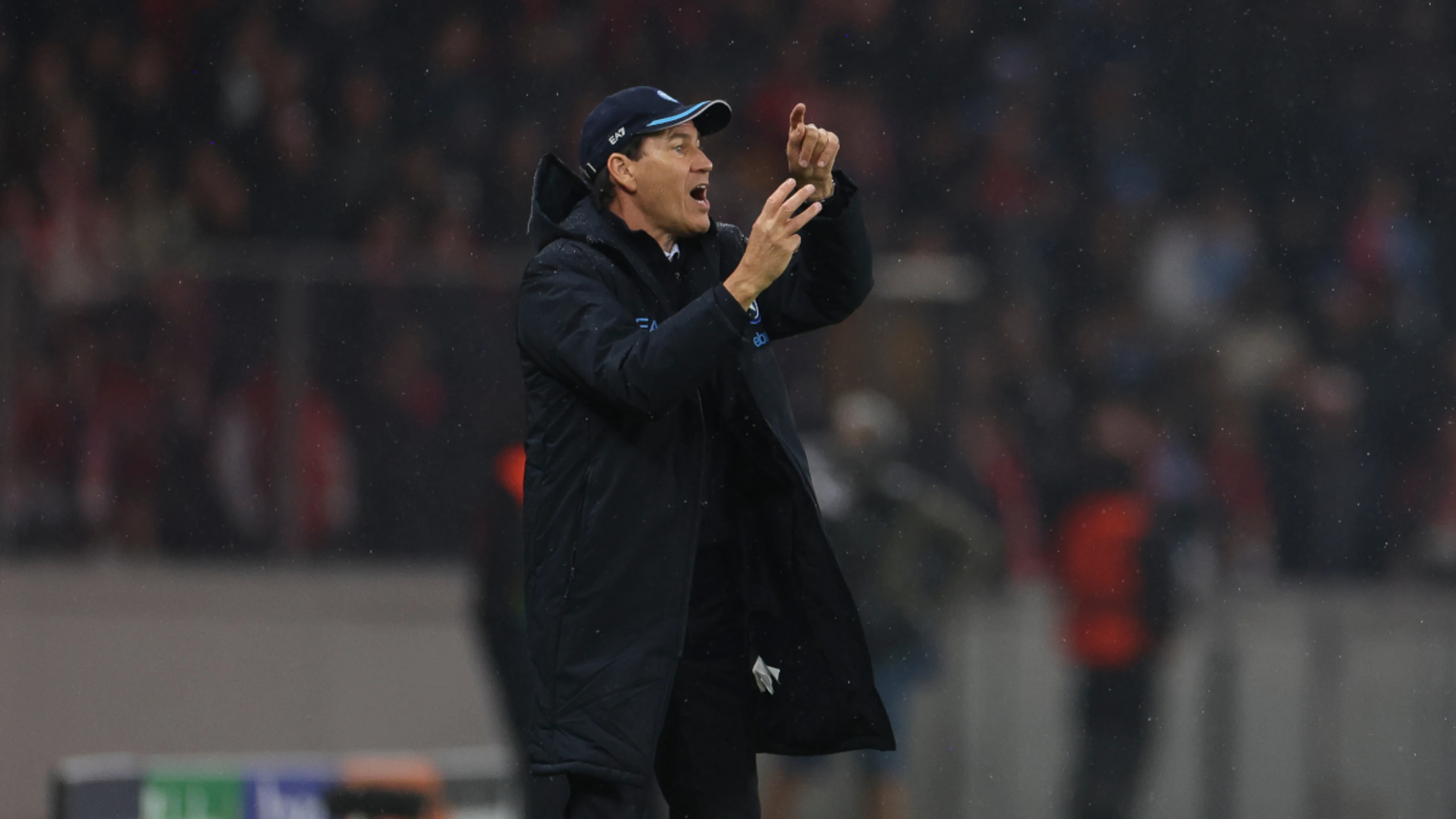 Last two Scudetto winners come face to face as Napoli host Milan