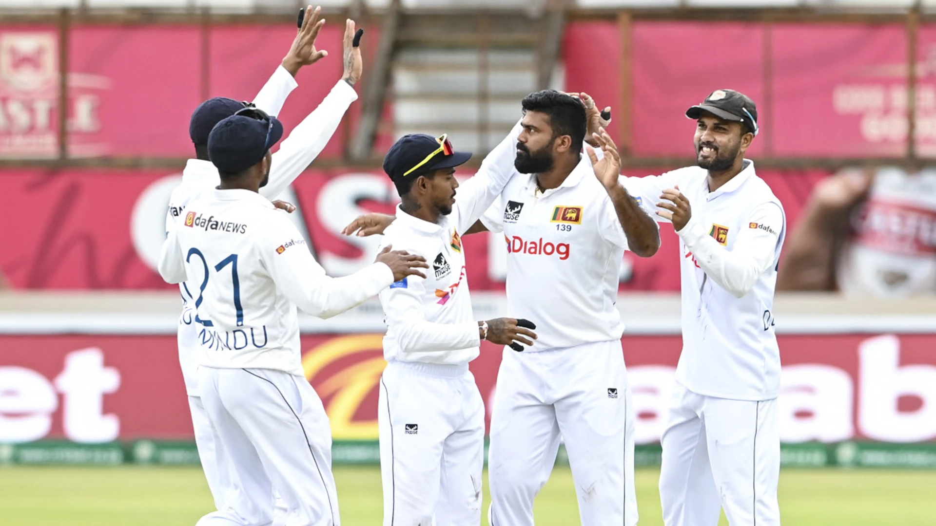 DAY 1: Sri Lanka reduce Proteas to 80 for four at lunch