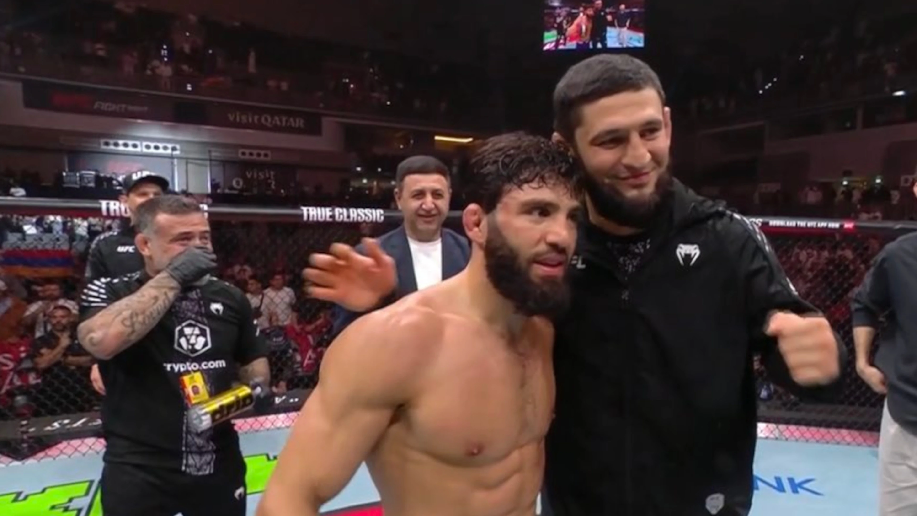 Tsarukyan downs ‘The Hangman’