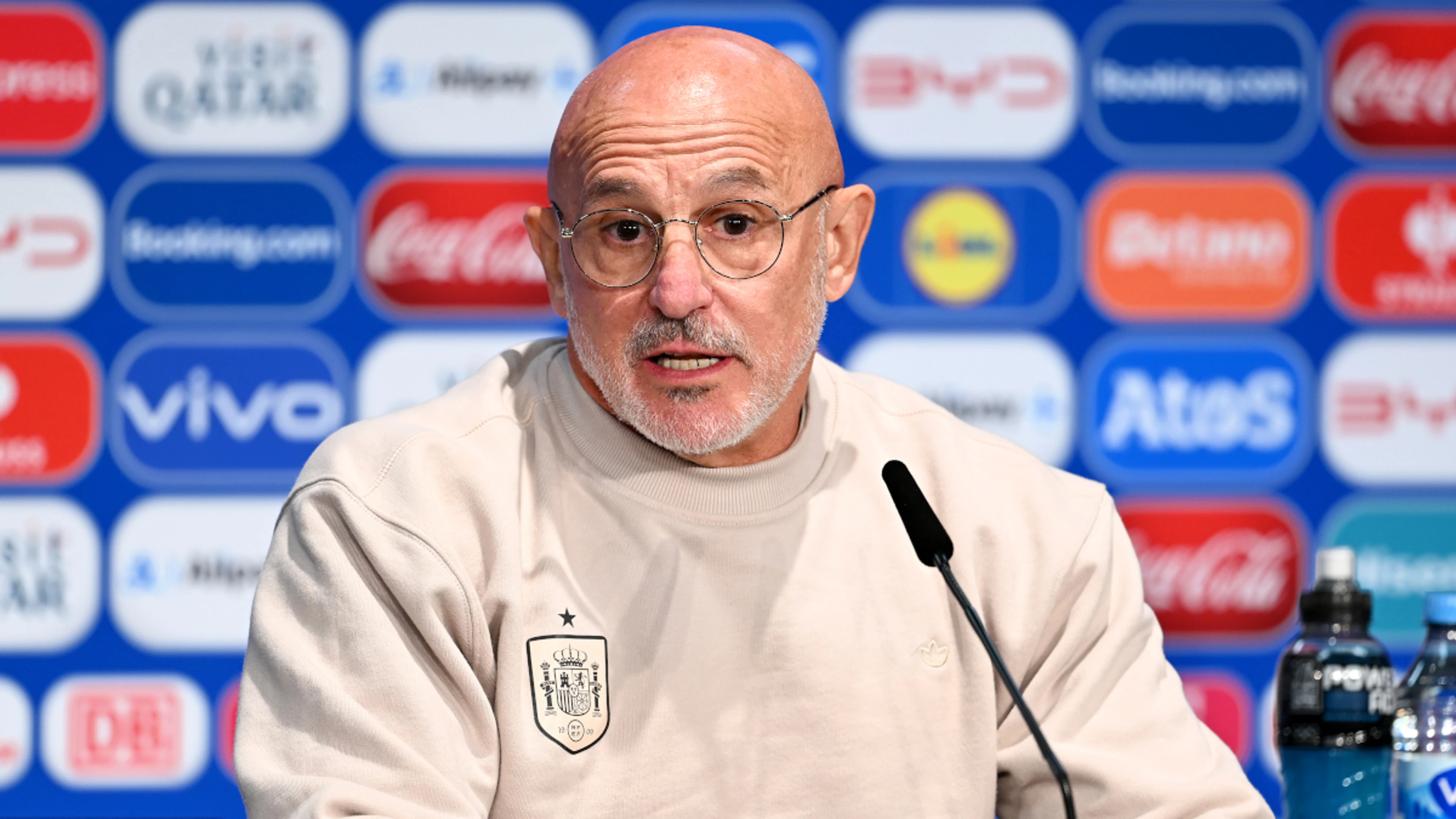 De la Fuente calls on Spain players to make history in Euros final