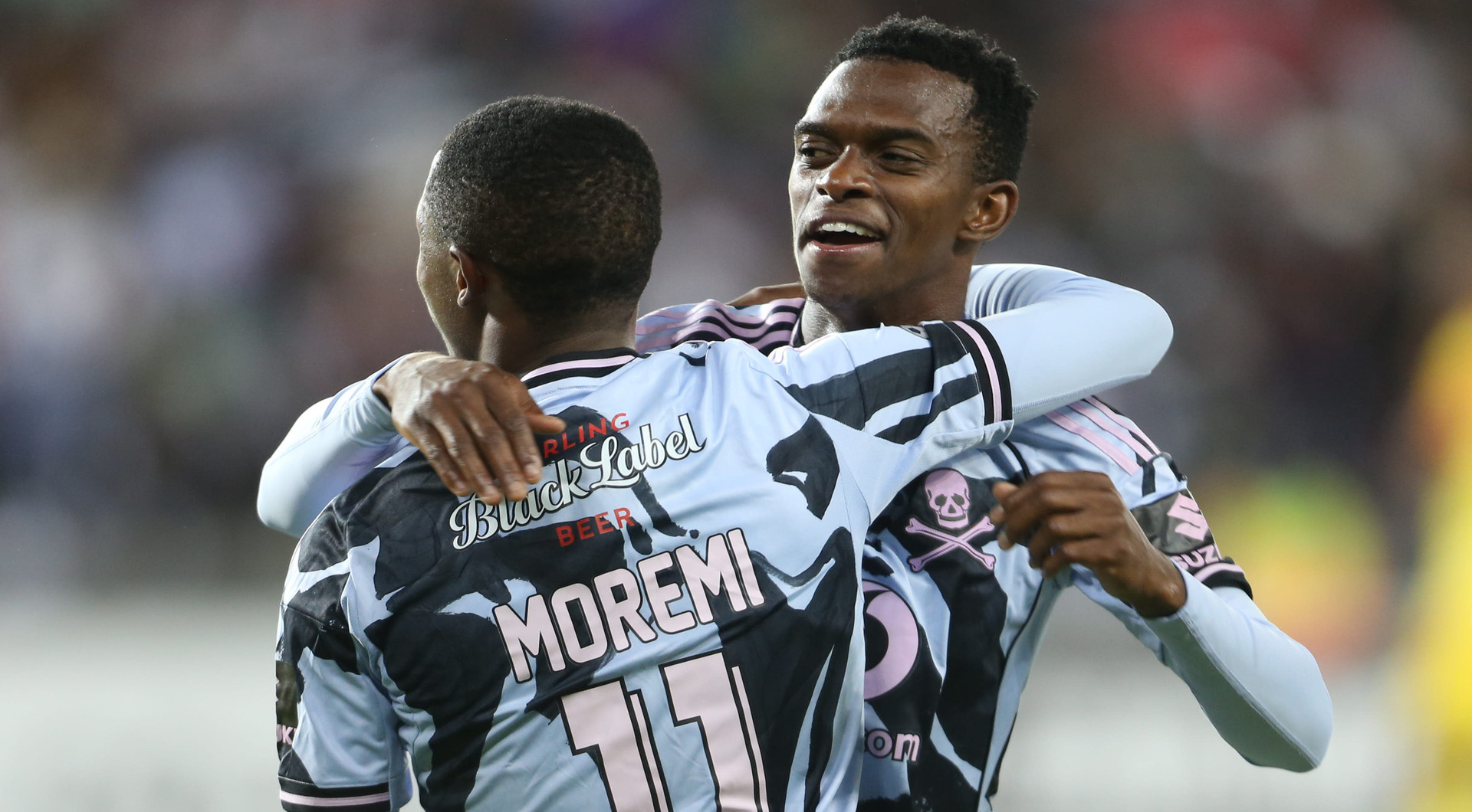 CARLING KNOCKOUT: Pirates dump out defending champs