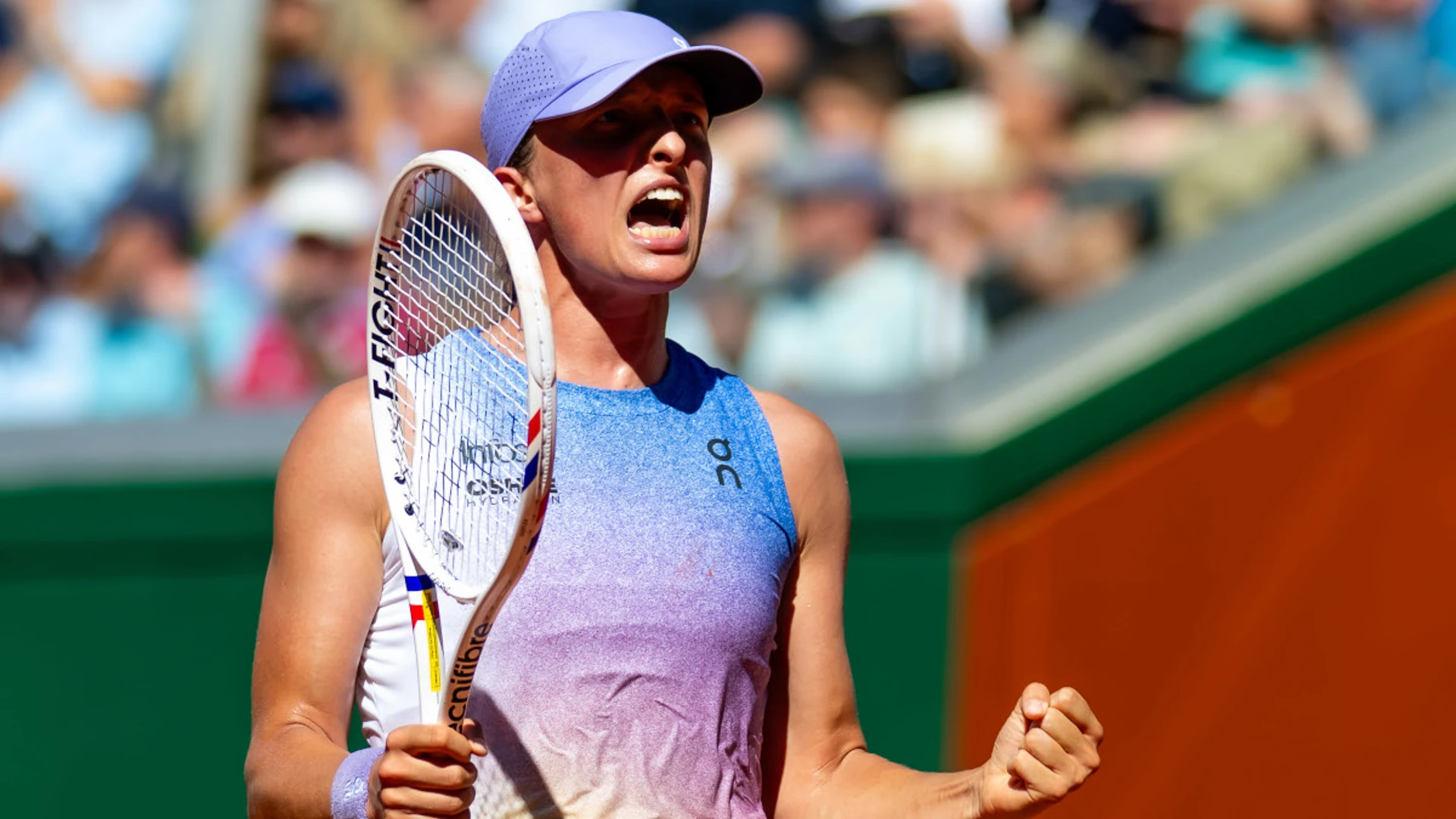 DAY 6 WRAP: Alcaraz fights into last 16 as Swiatek, Sabalenka progress