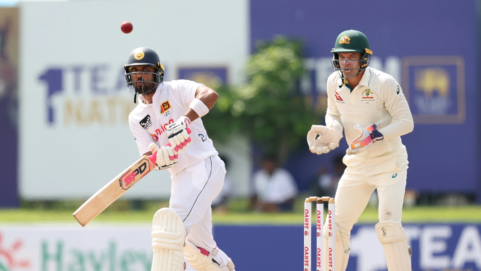 DAY 3: Chandimal wages lone battle as Australia tighten grip on first test