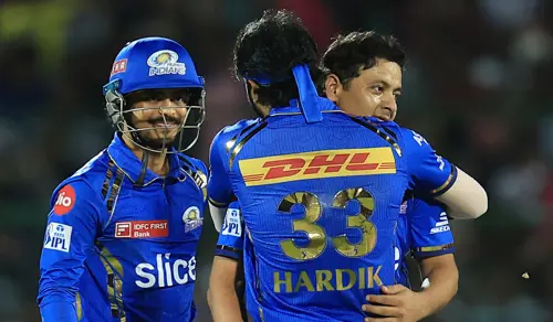 Pandya, Chawla share six wickets for Mumbai Indians