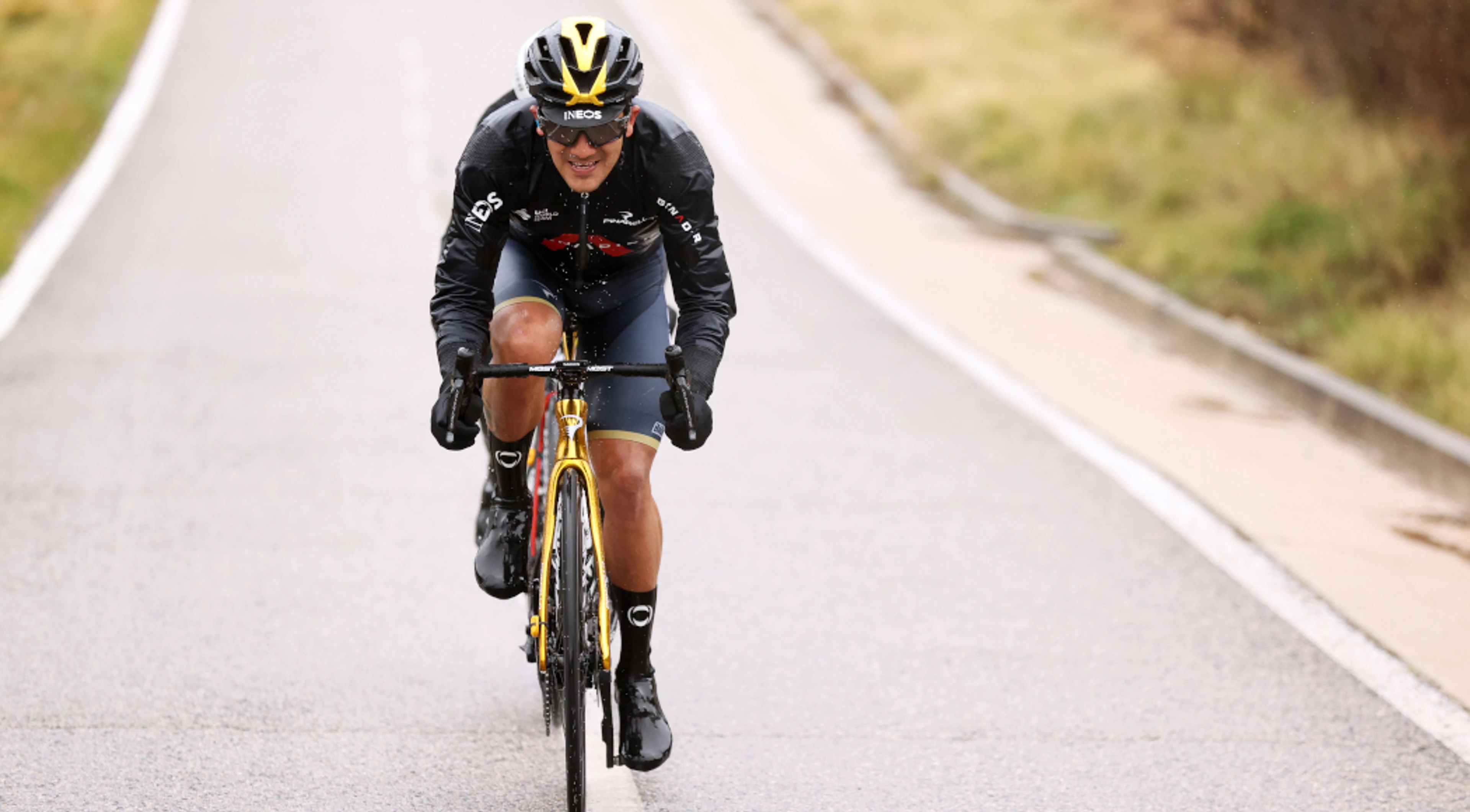 Higuita takes Catalonia lead after breakaway with Carapaz