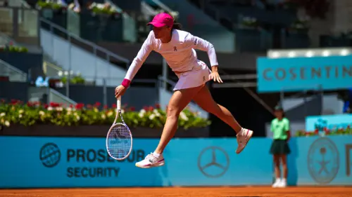 Iga Swiatek v Beatriz Haddad Maia | Mutua Madrid Open | QF1 | Highlights | WTA 1000