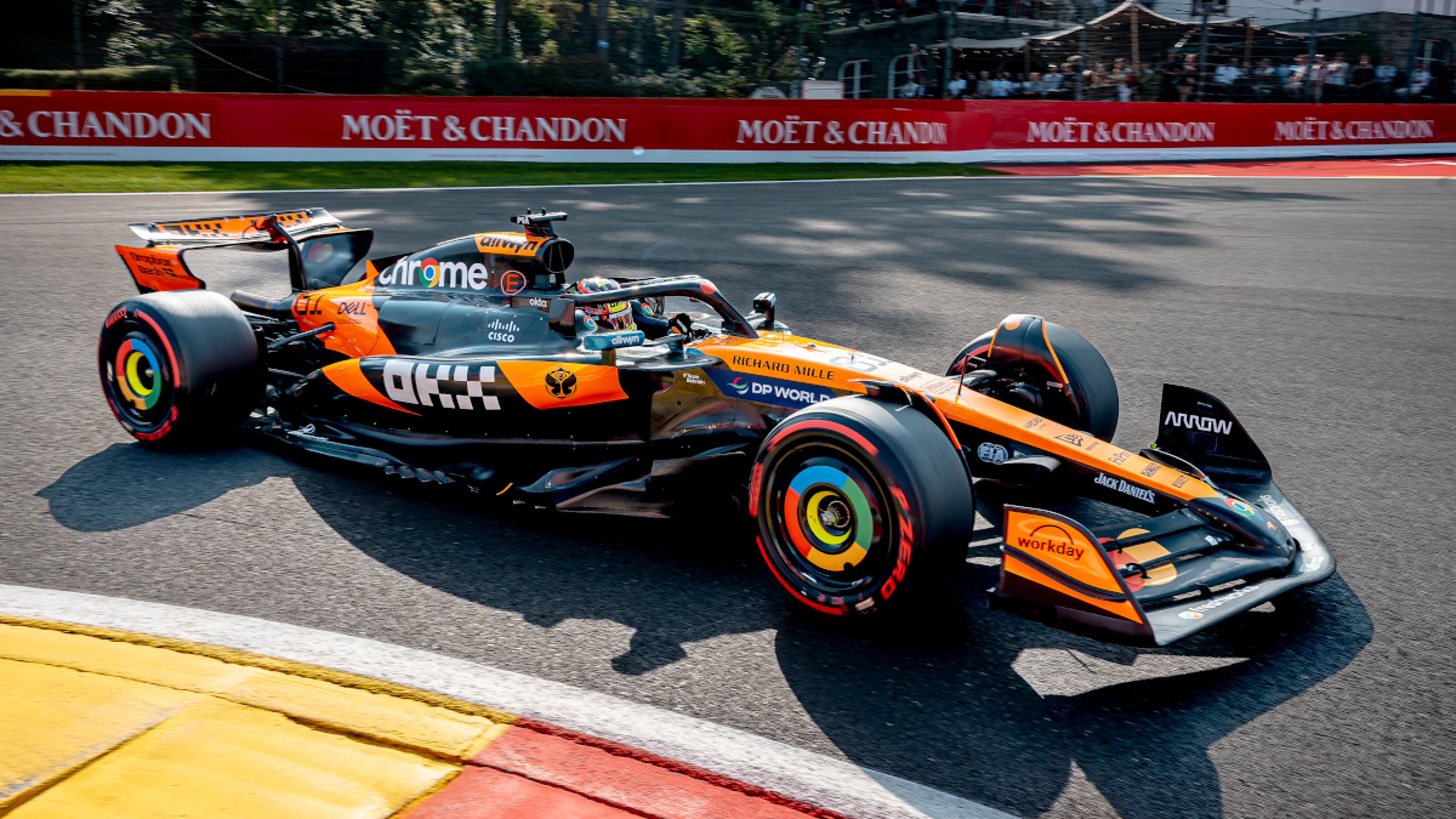 McLaren to auction 2026 F1 car before it has been raced