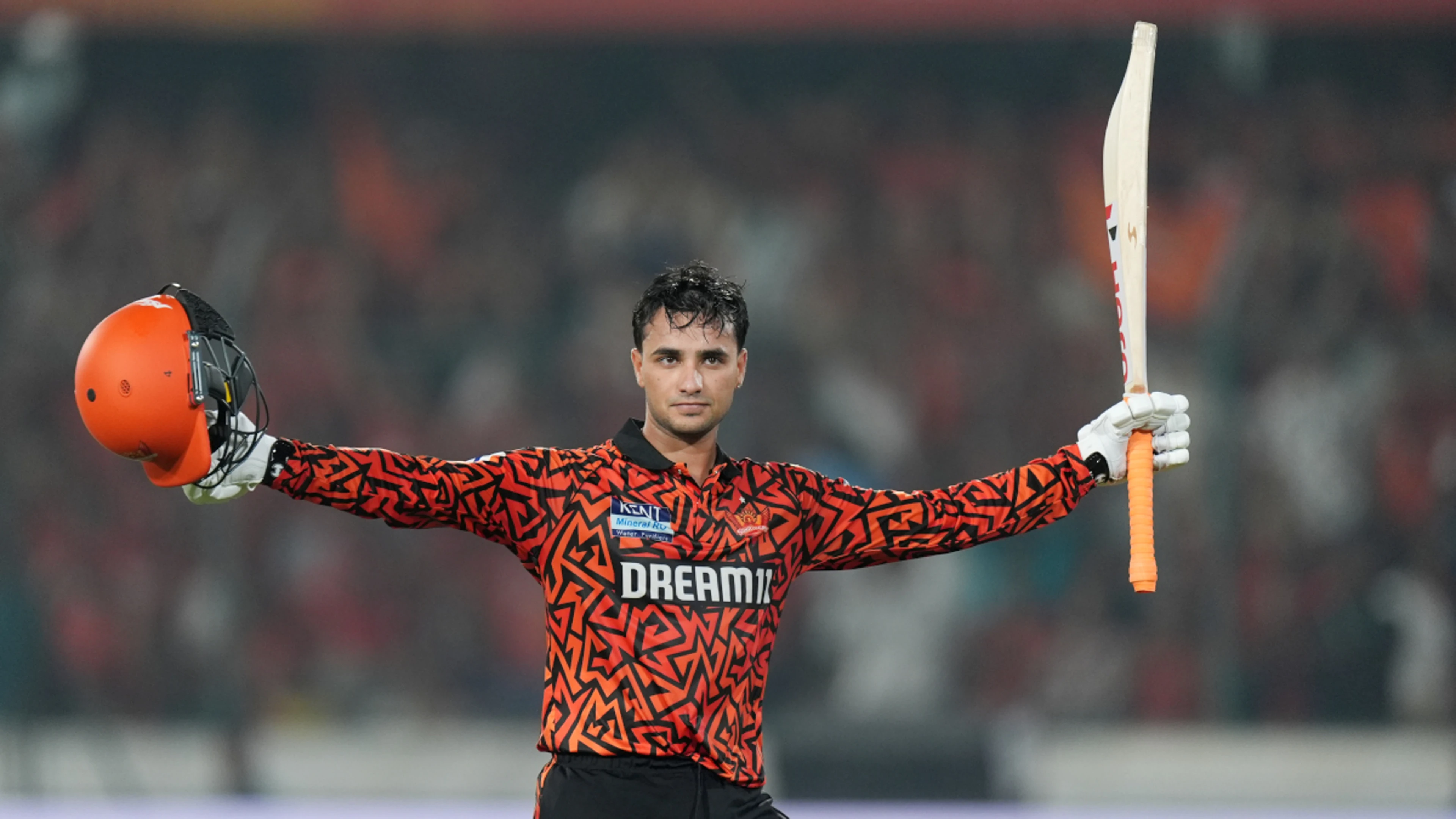 Magnificent Abhishek downs Punjab