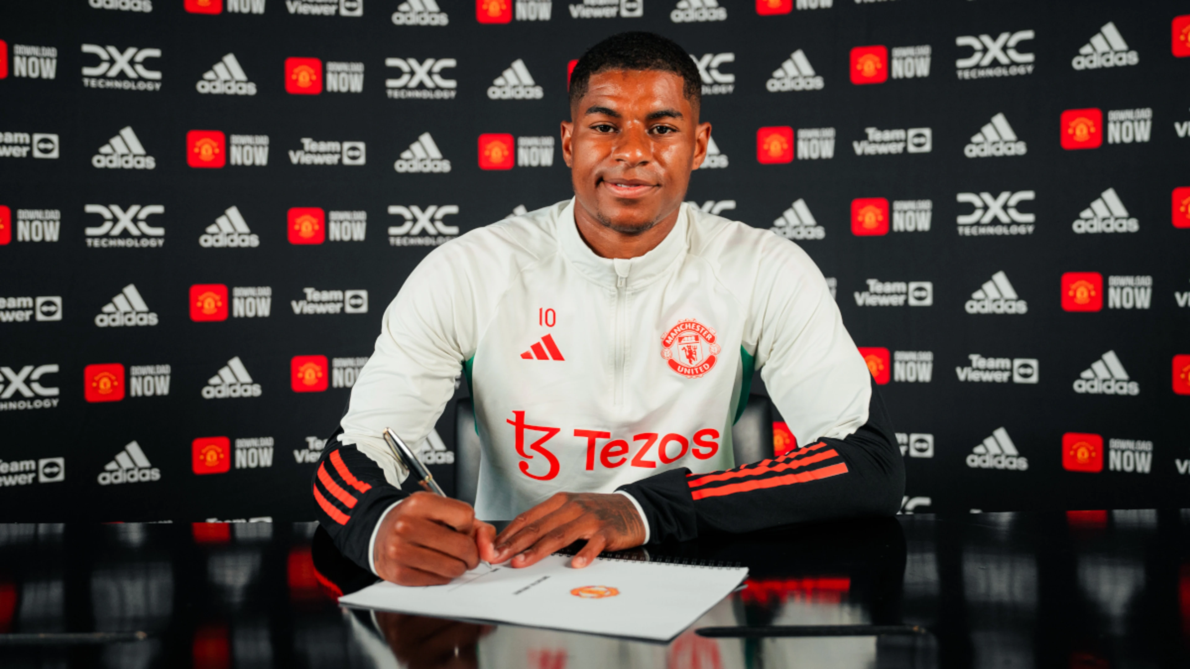 Rashford extends Manchester United deal until 2028