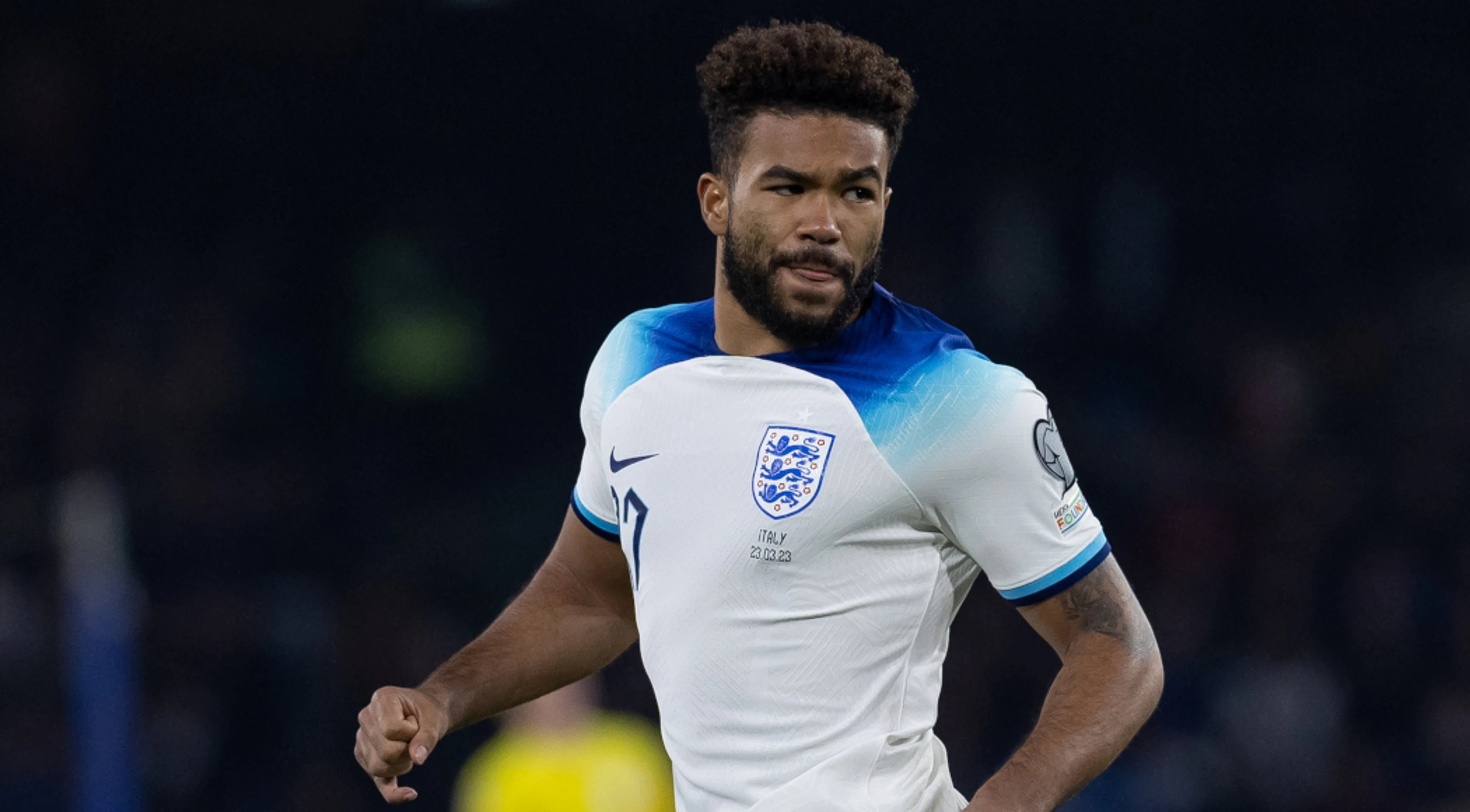 James withdraws from England squad