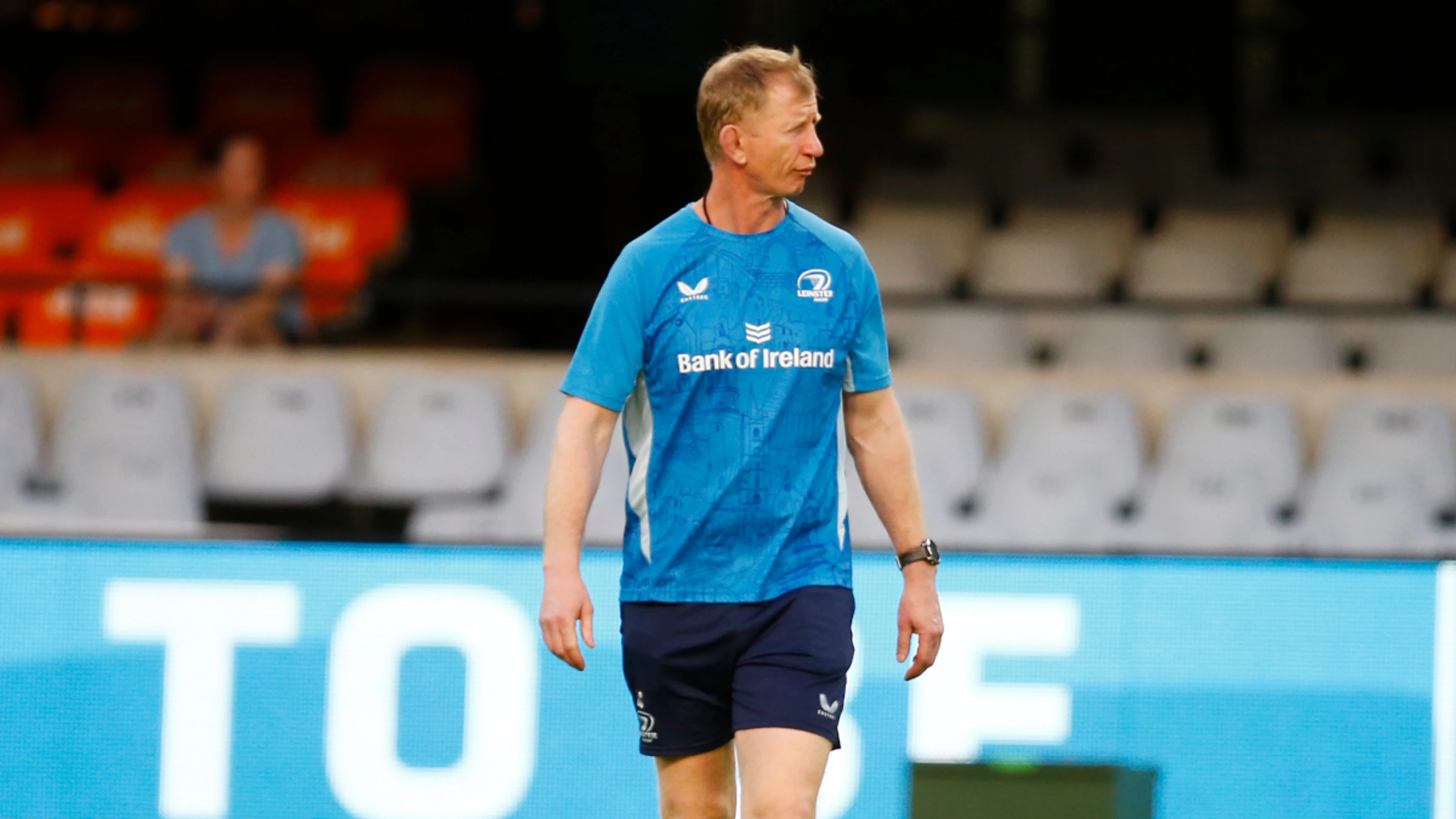 Durban delight as leaders Leinster make a splash