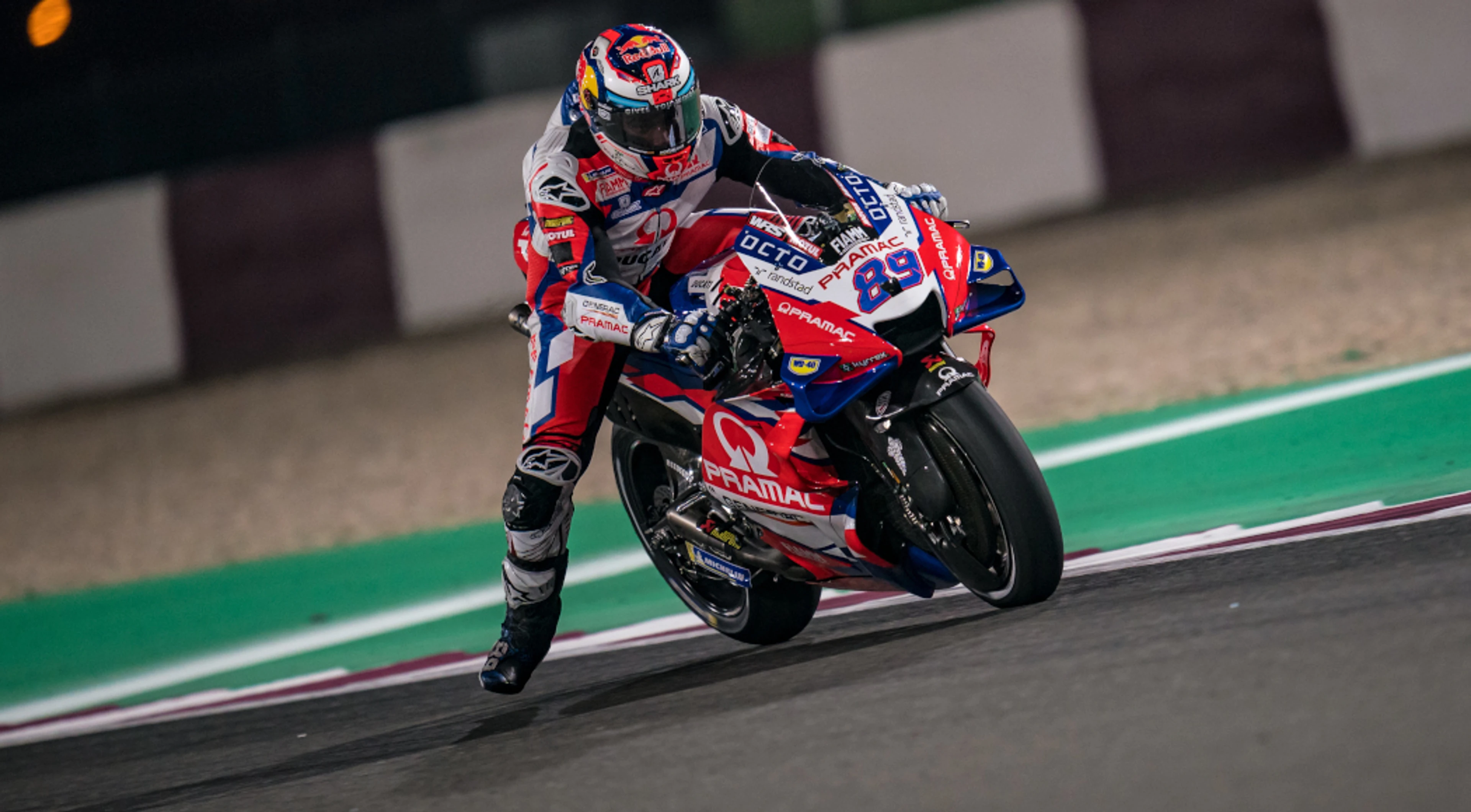 Martin storms to pole in Qatar, Quartararo 11th