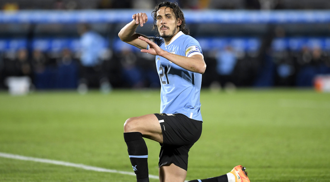 Uruguay sweating on striker Cavani's injury
