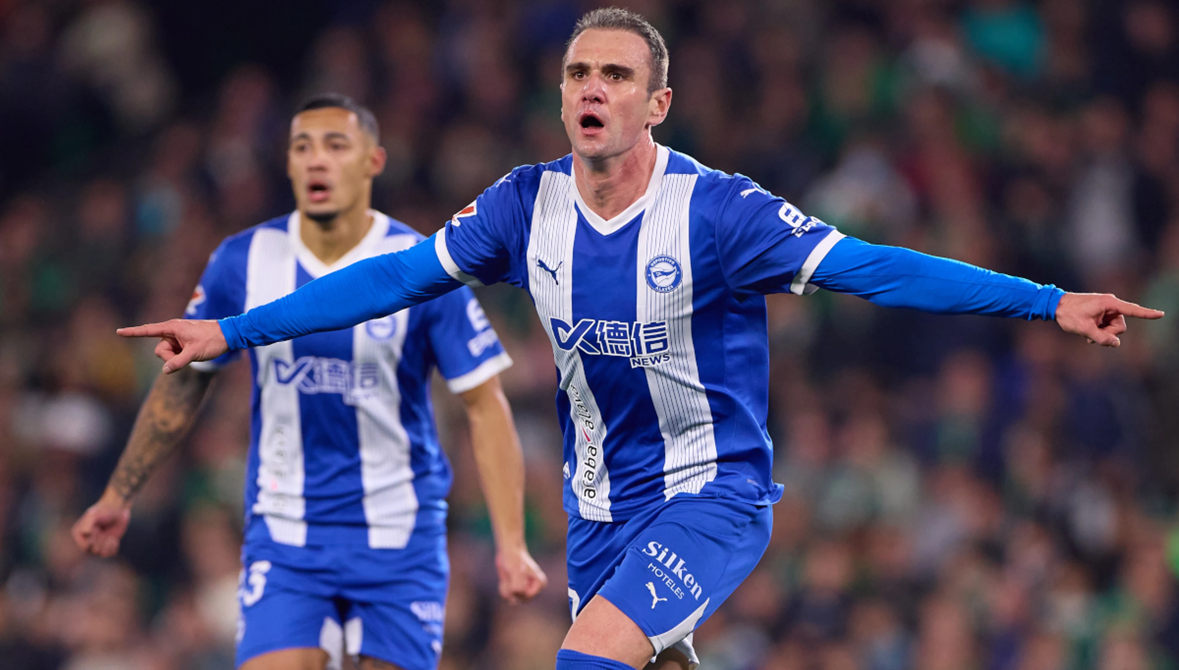 Garcia scores dream hat-trick for Alaves