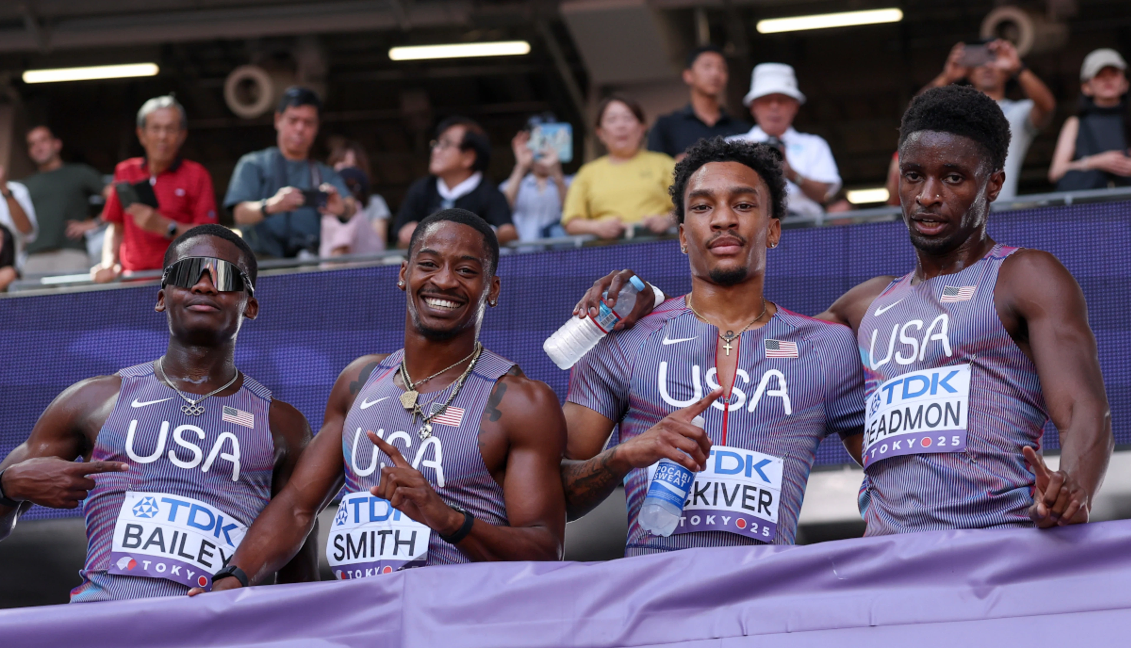 US men into 4x400m relay final after re-run