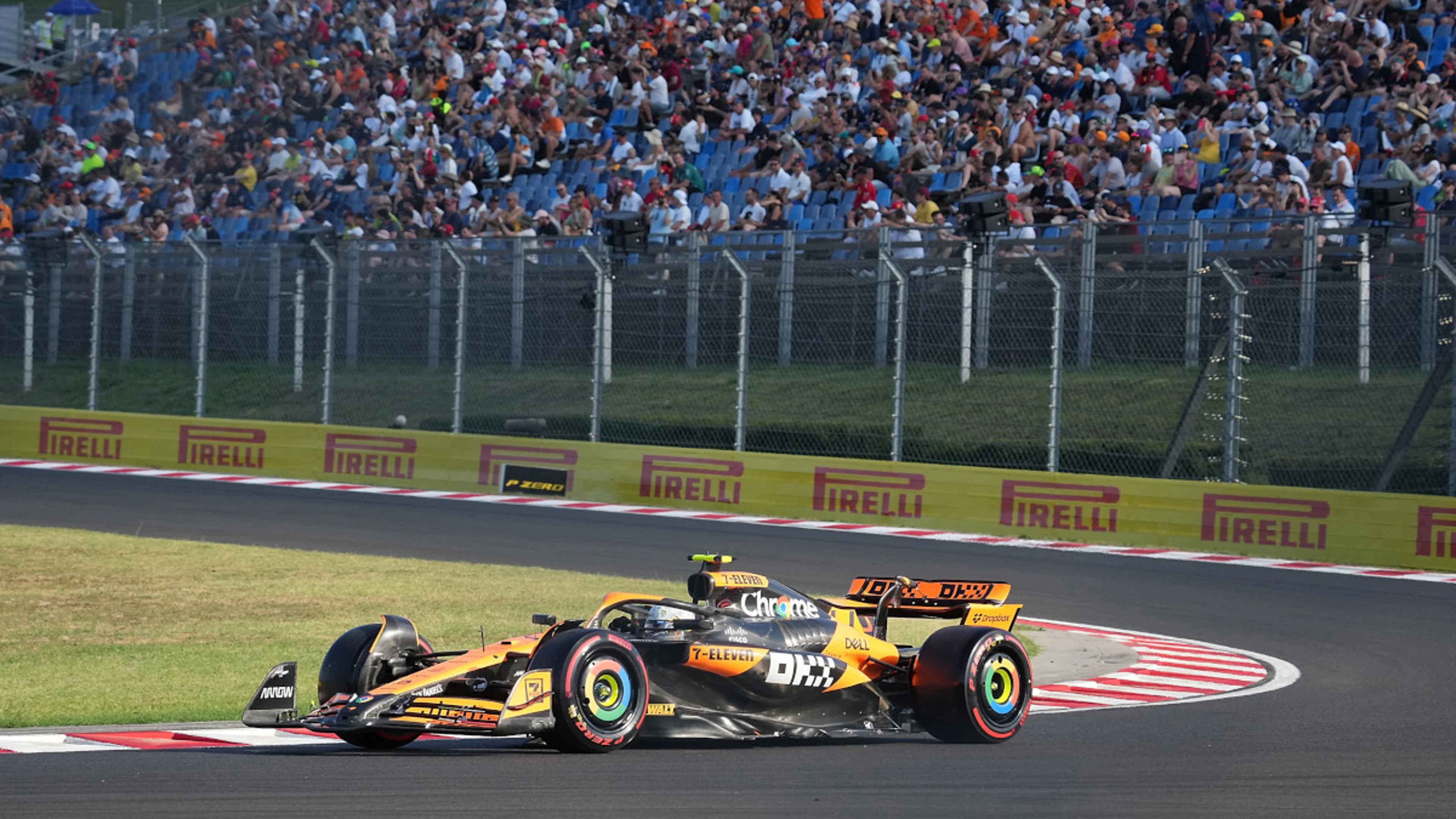 Norris stays the 'nice guy' and tops Hungarian practice