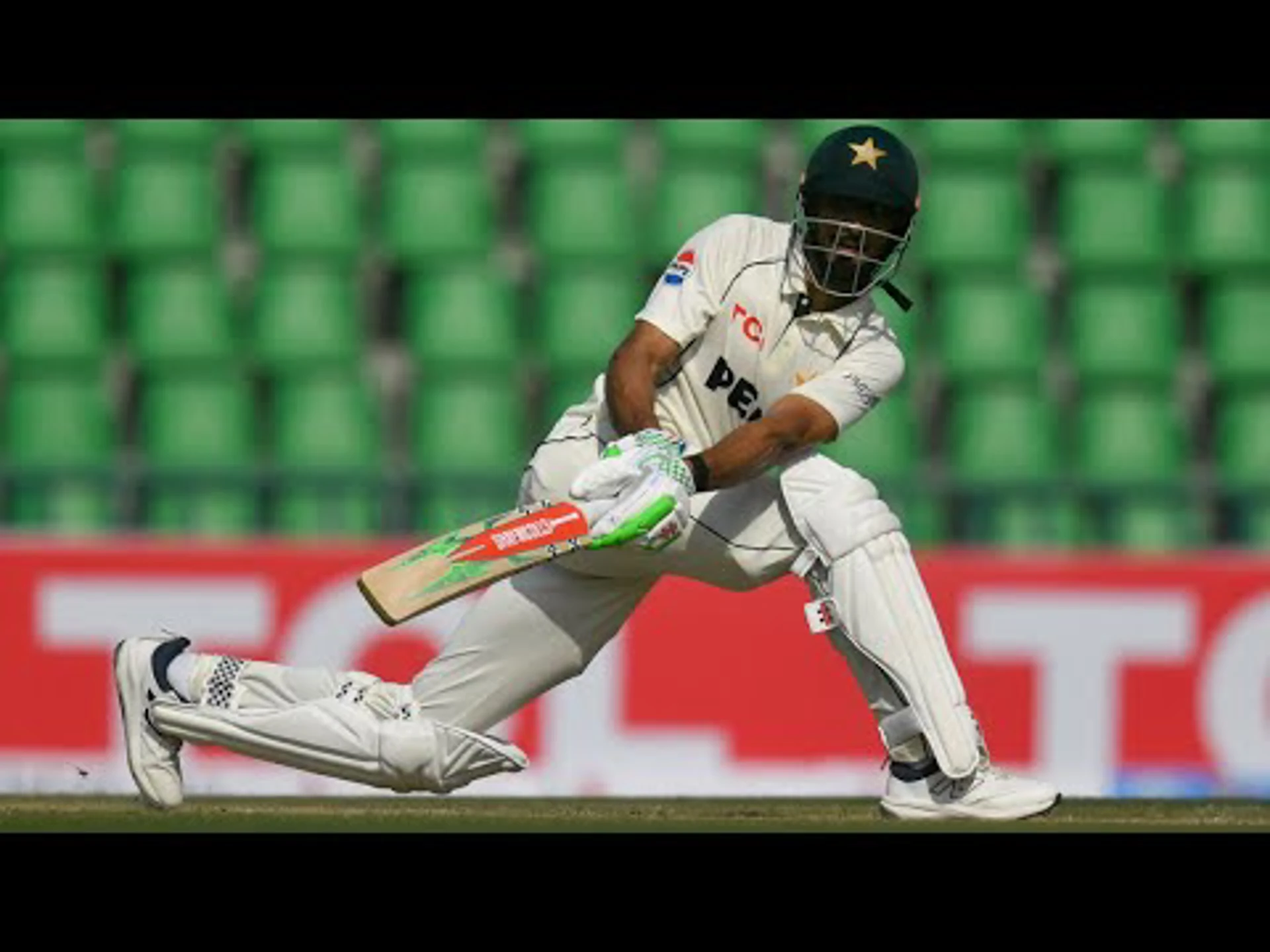 Shan Masood 87 Runs | Pakistan v South Africa | 2nd Test Day 1