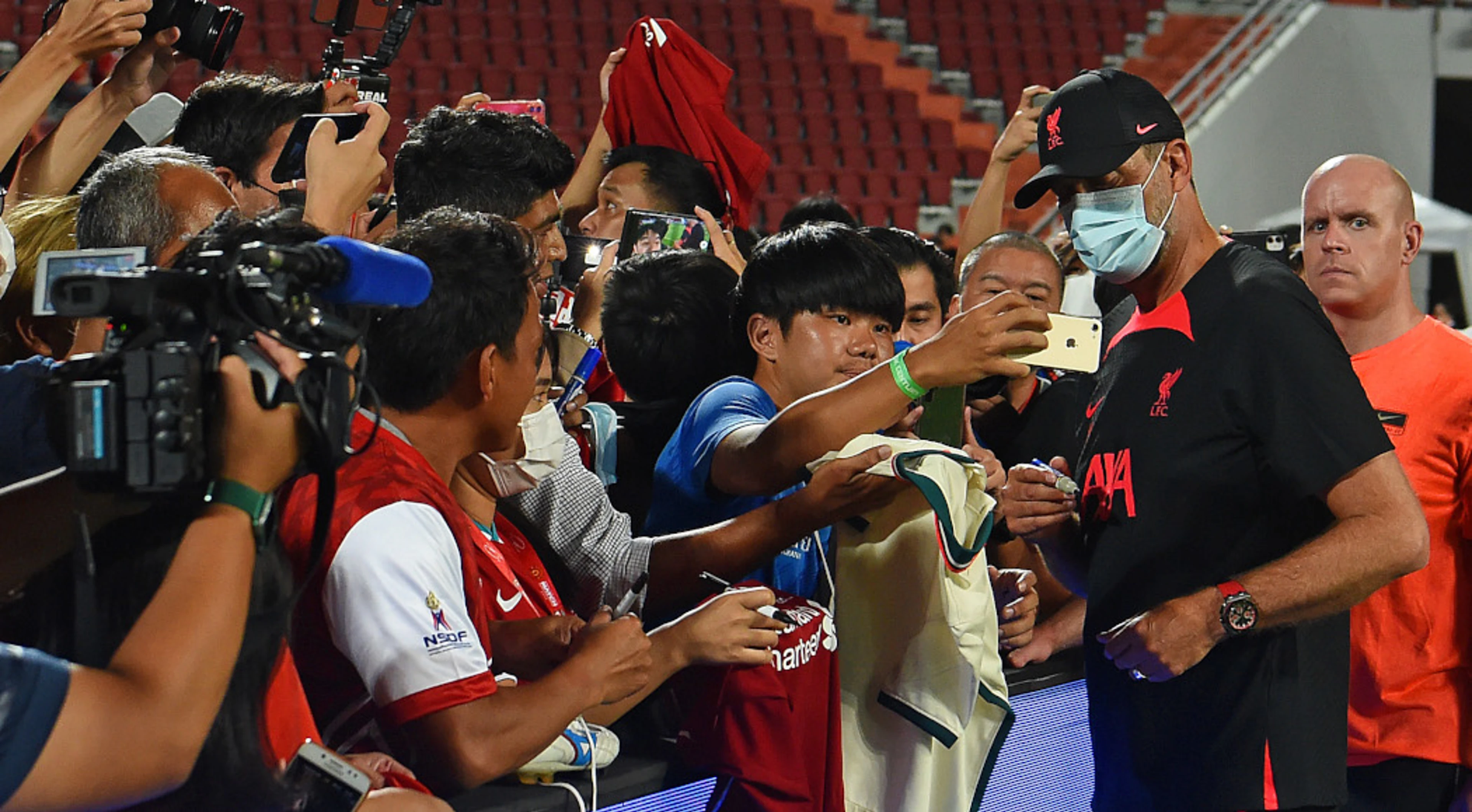 'Really happy': Thai fans of Man Utd, Liverpool paint Bangkok red