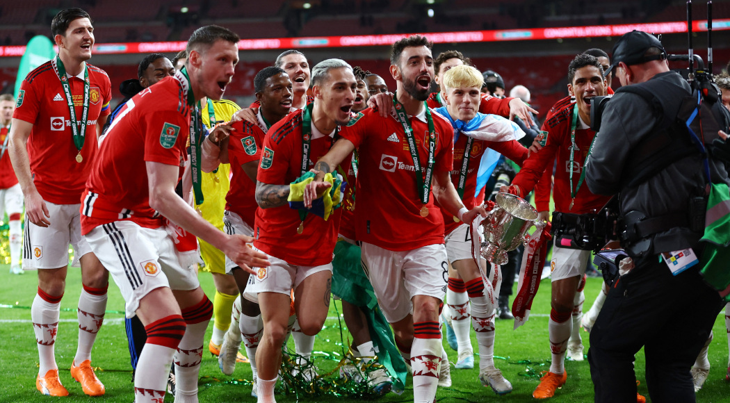 Man Utd bidders cleared for next stage of takeover