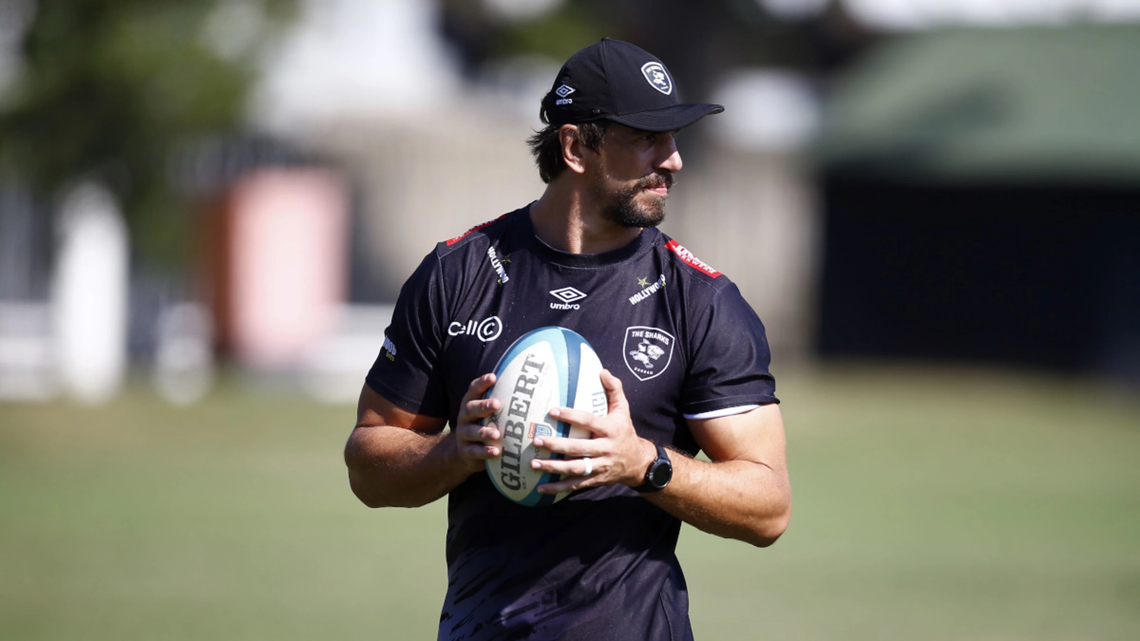 Etzebeth leads star studded Sharks in final