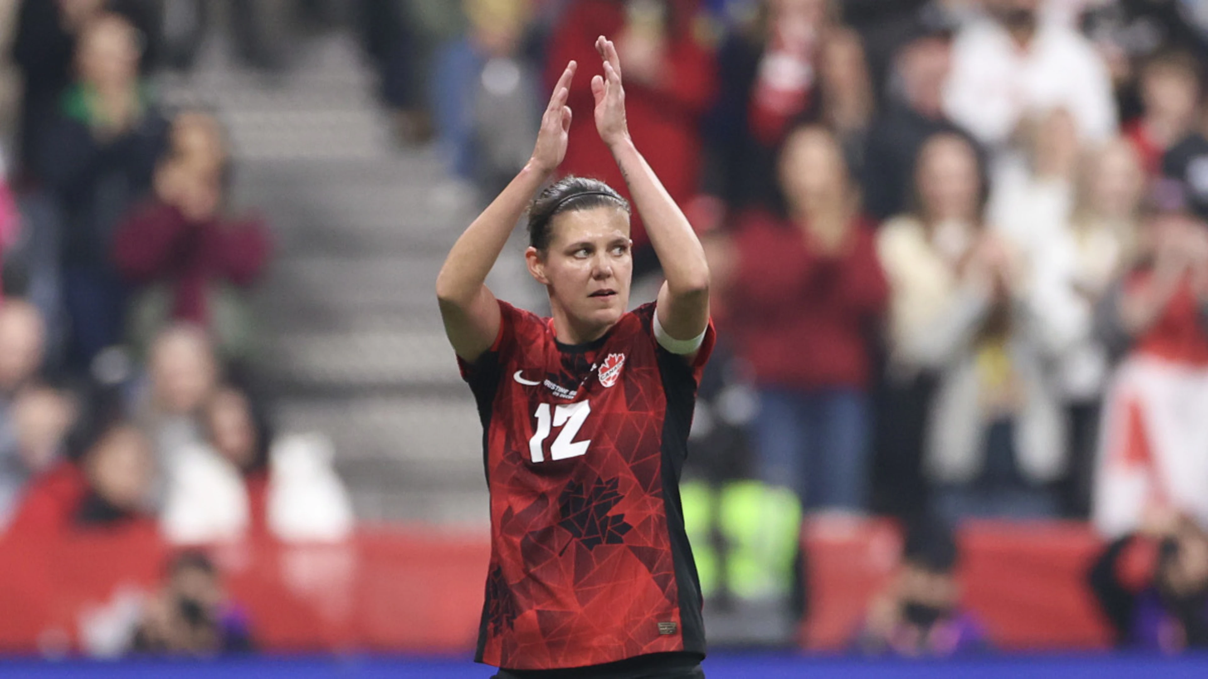 Canada's Sinclair bids farewell in final international outing