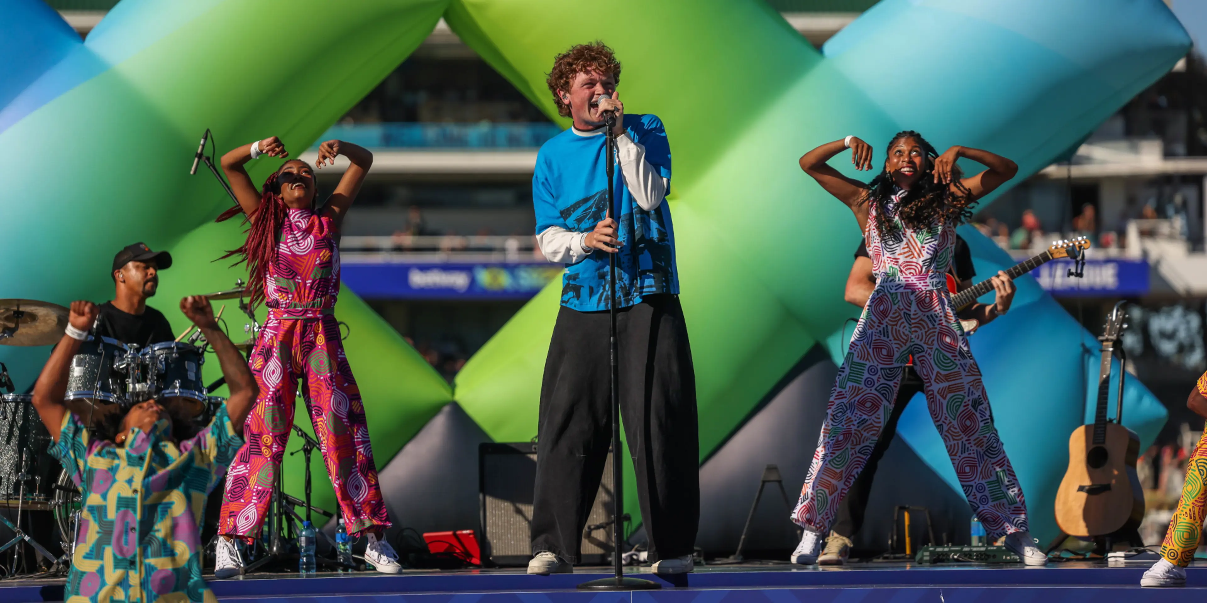 SPOTTED: Siya, Zozi, and Shabba bring the heat as SEC seal dynasty at Newlands