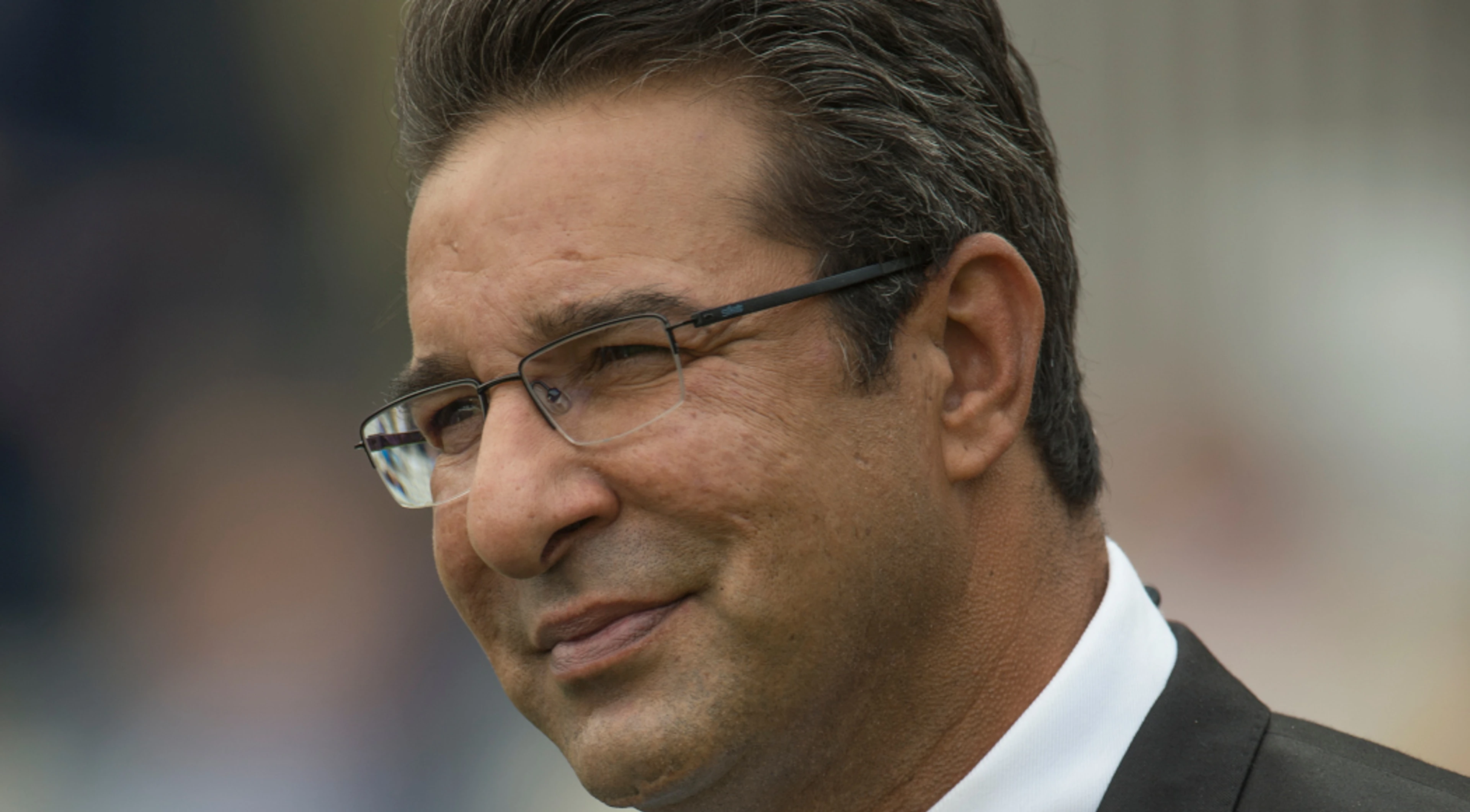 Pakistan's Akram praises his statue amid social media flak