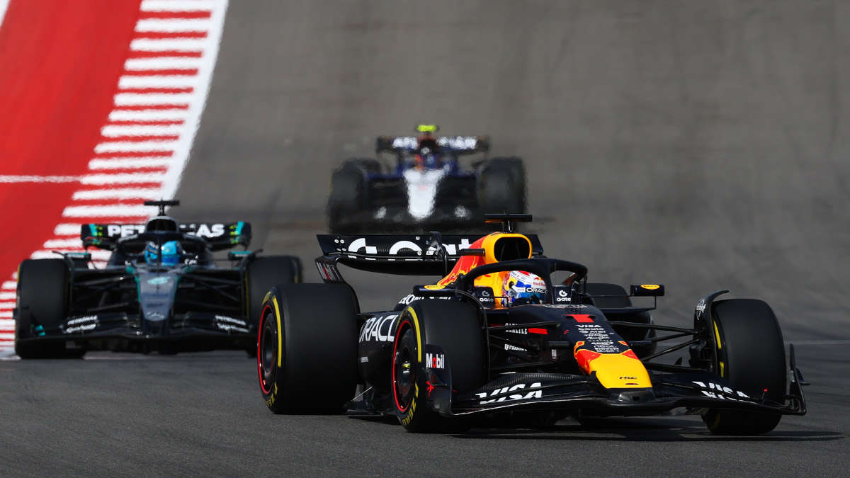 Verstappen wins dramatic US Grand Prix sprint, McLarens crash