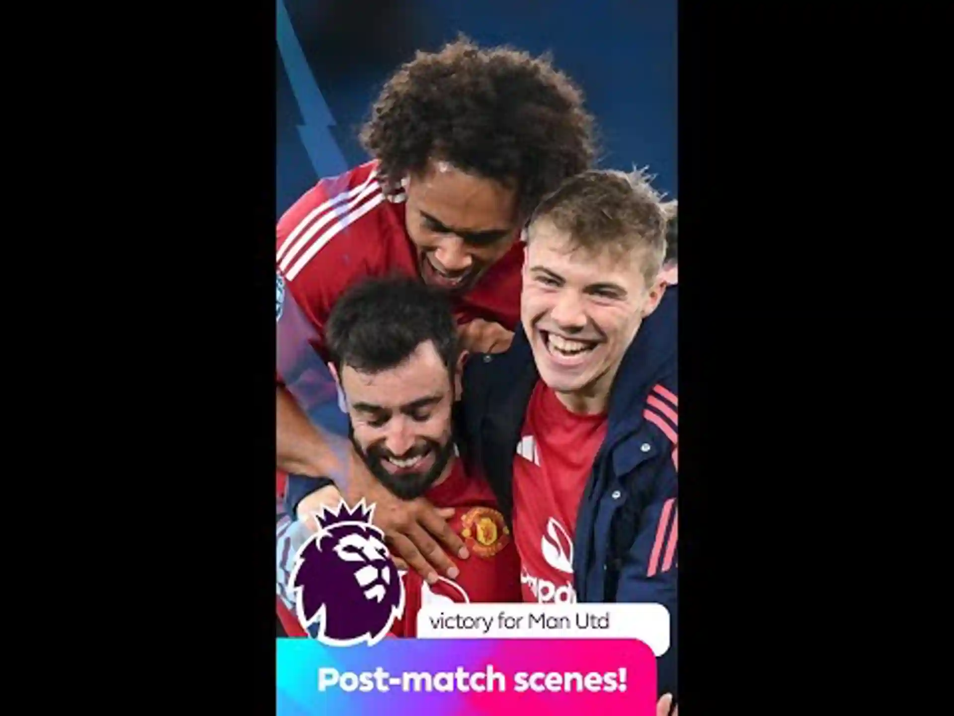 Post-match scenes | Man United players celebrate dramatic win against City!