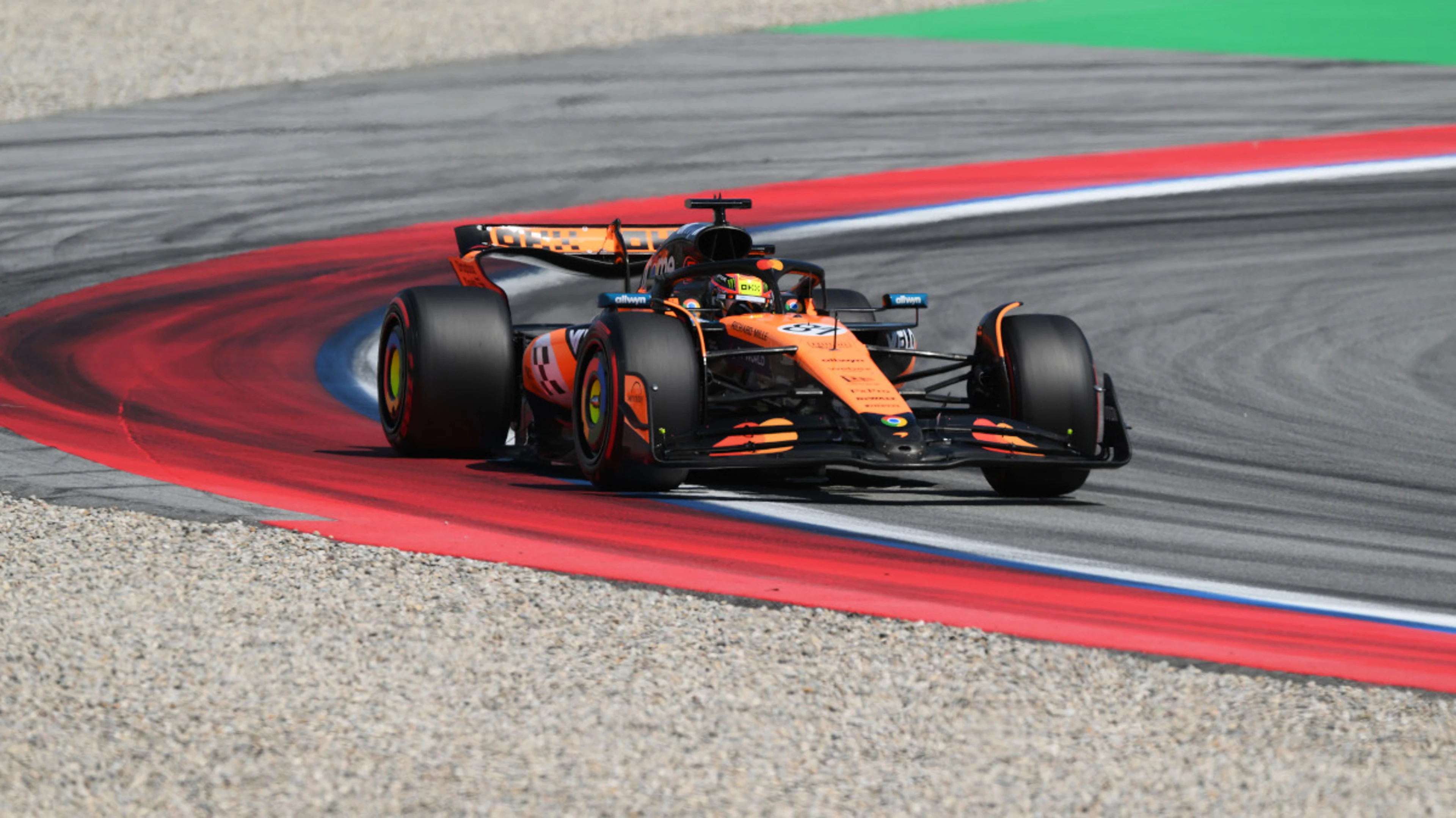 Piastri on pole for the Spanish GP