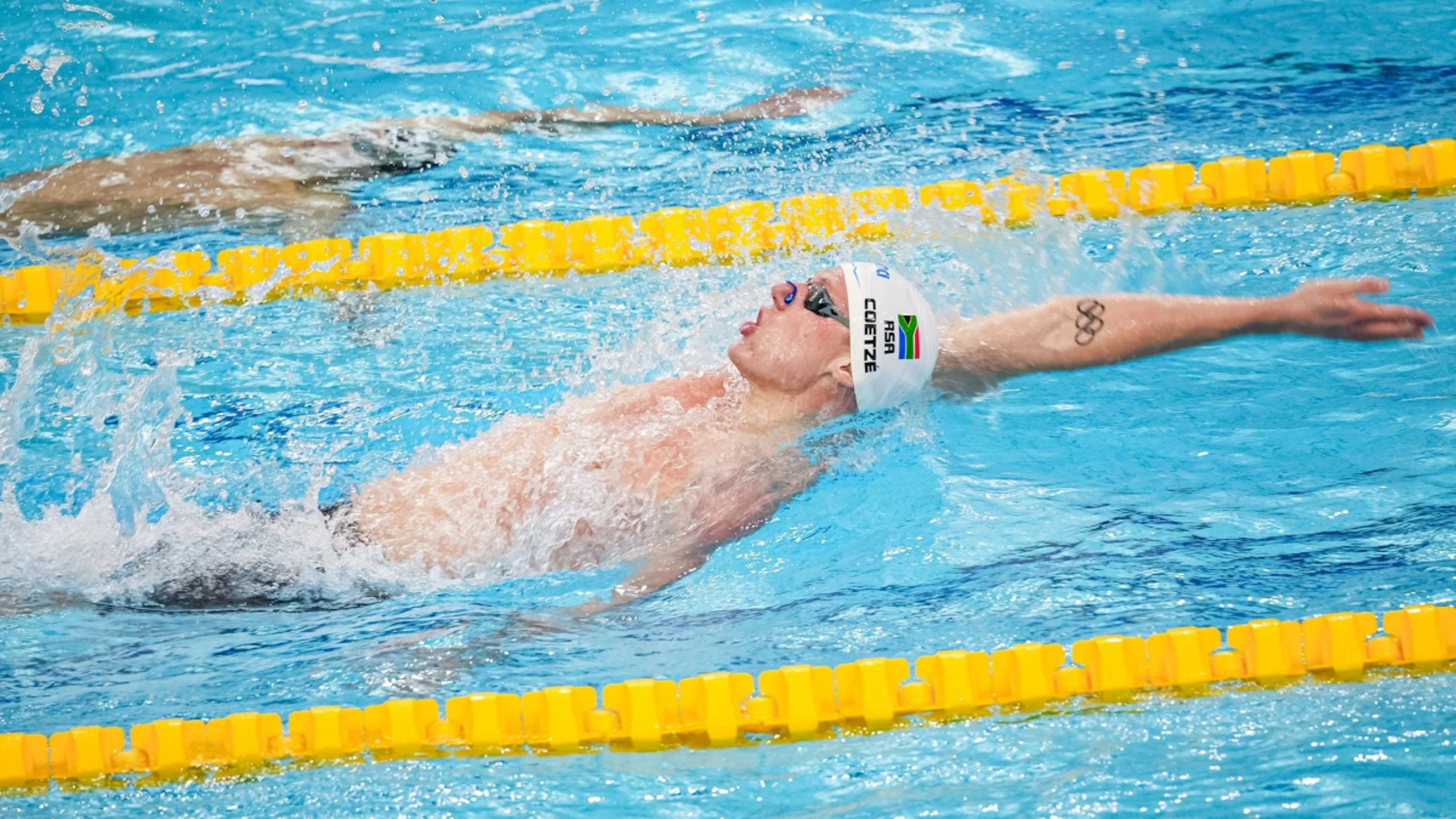 Speedy Coetzé secures spot in 100m backstroke final in Singapore