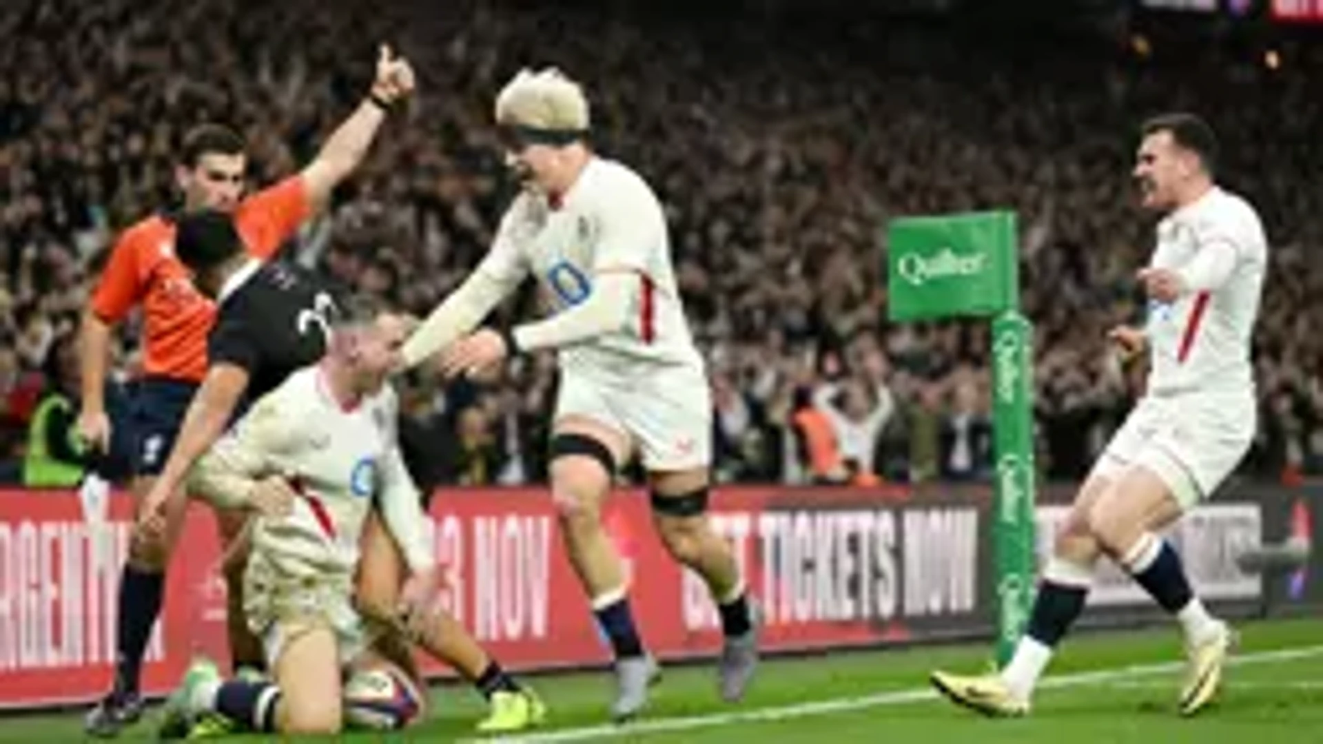 RED ROSES BLOOM: Ford steers England to famous win over All Blacks