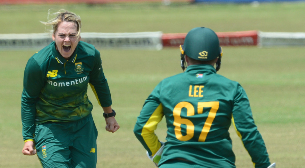 Van Niekerk And Lee congratulated for Wisden Cricketers' Almanack Honours