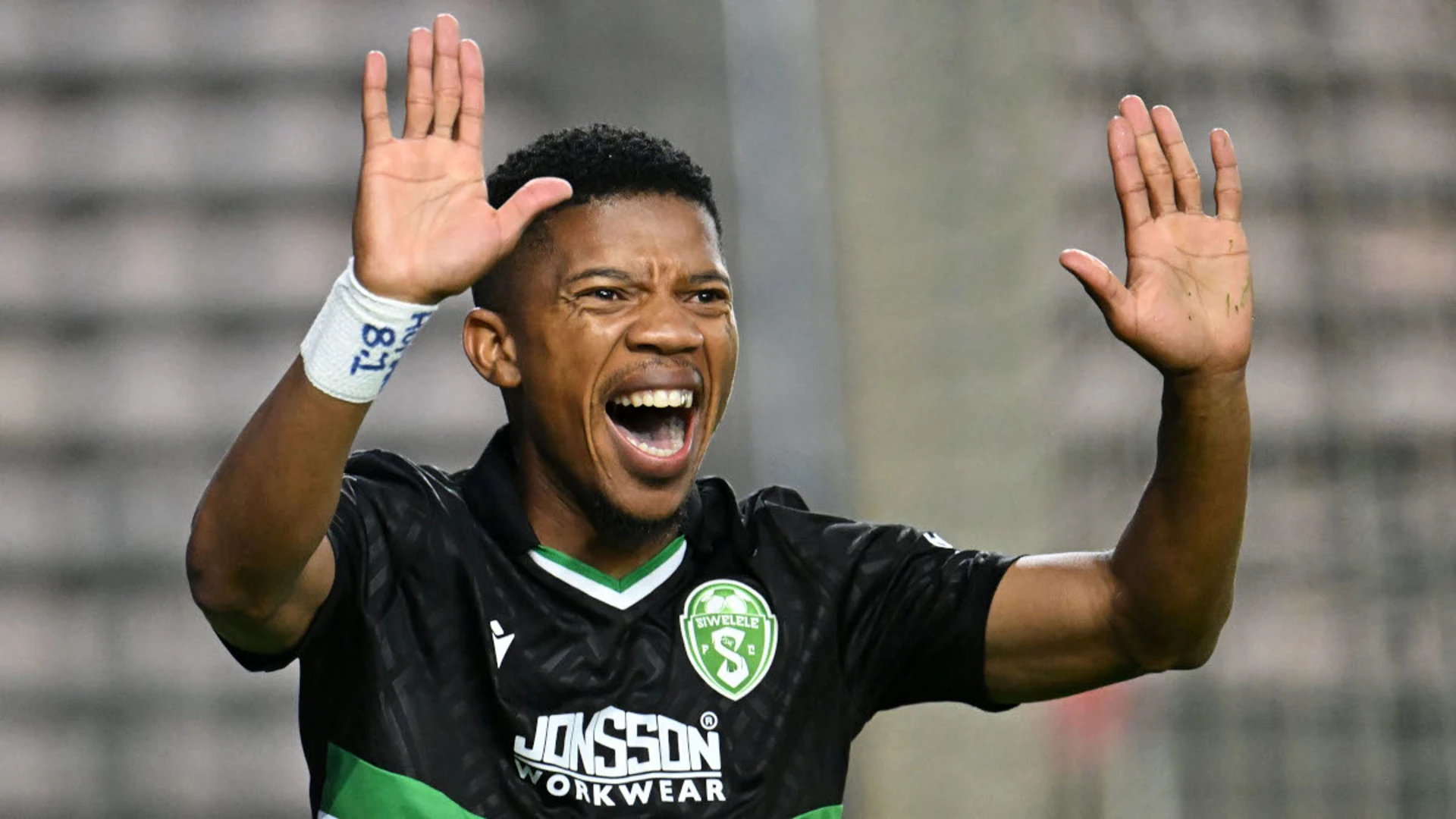 Siwelele outclass Stellies at Athlone Stadium