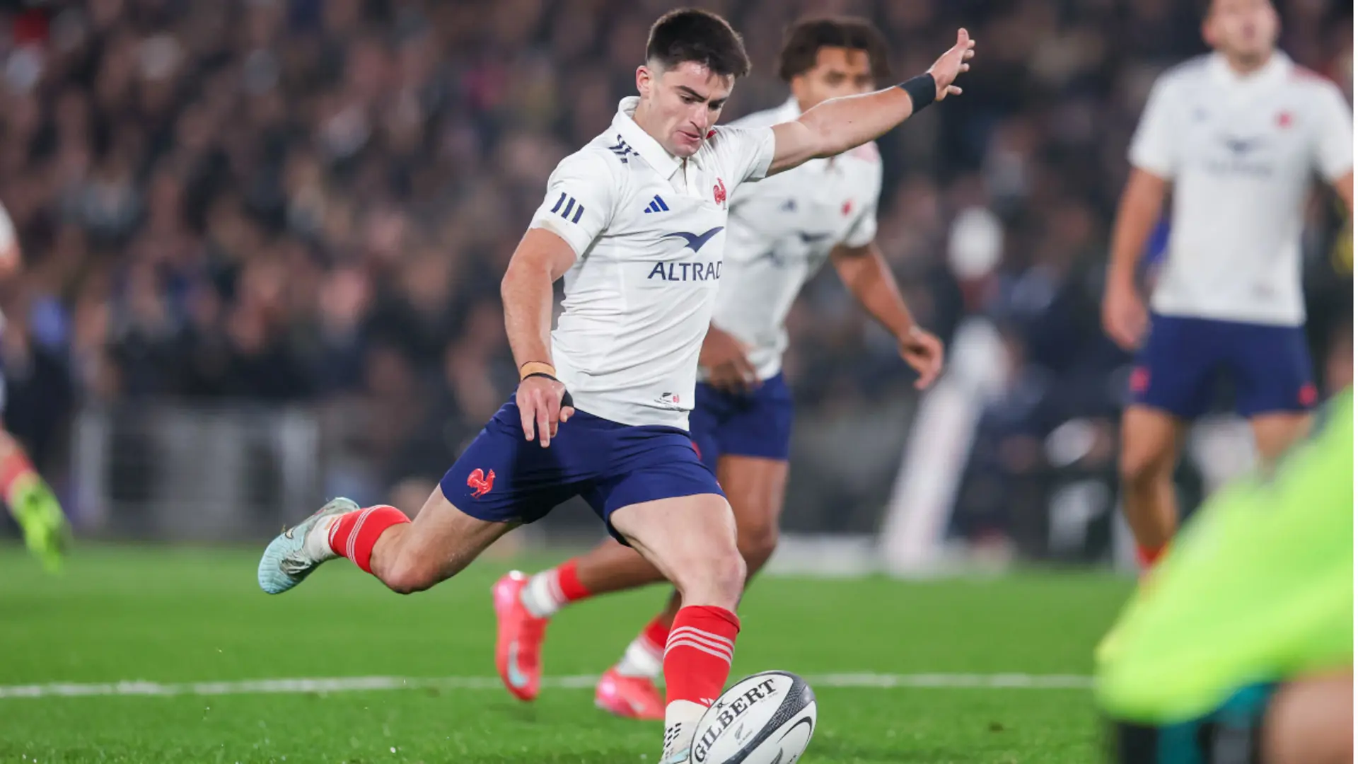 France opt for Le Garrec as Dupont replacement for 'best team ever' South Africa