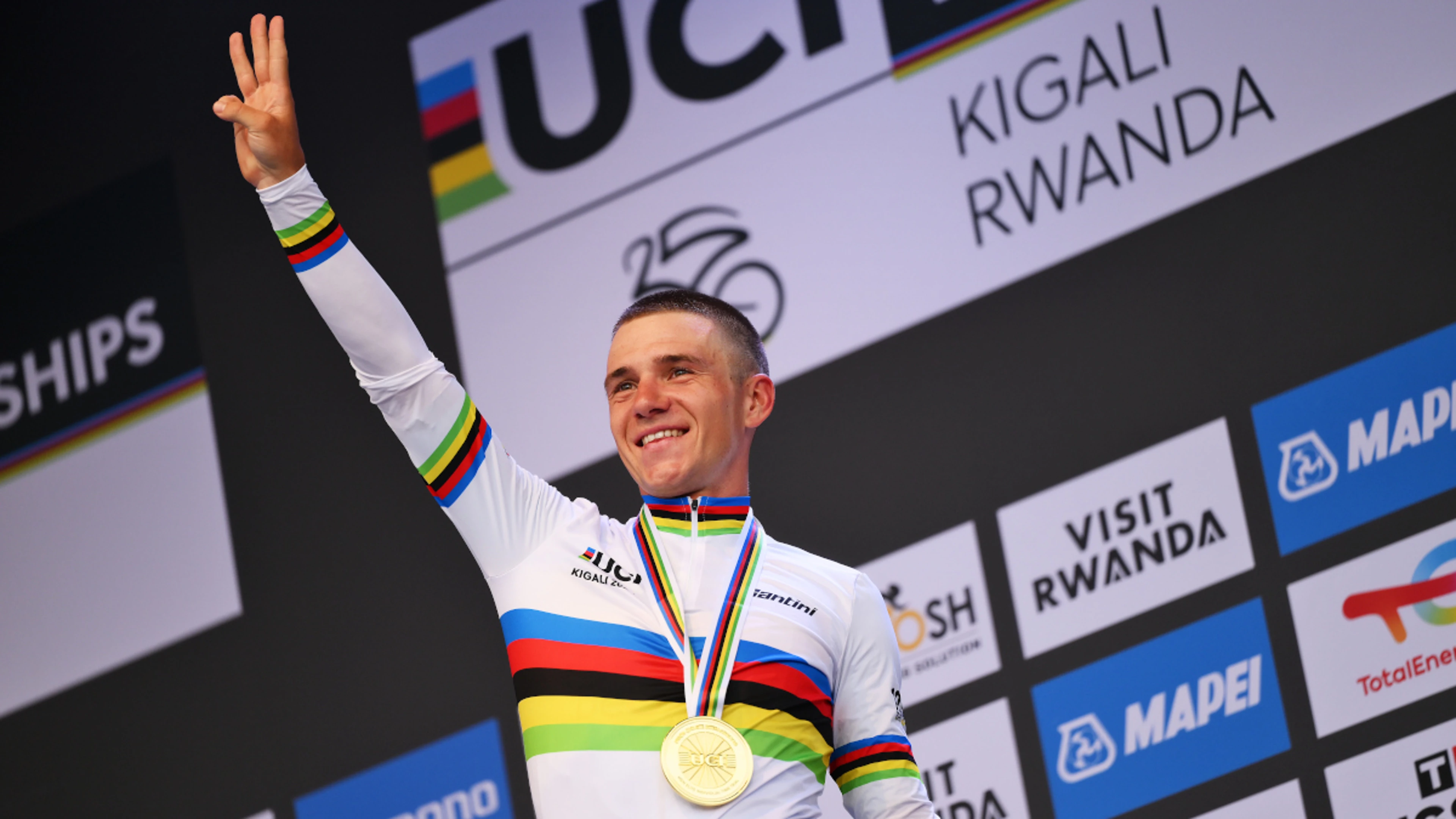 Evenepoel wins third straight time-trial cycling world title