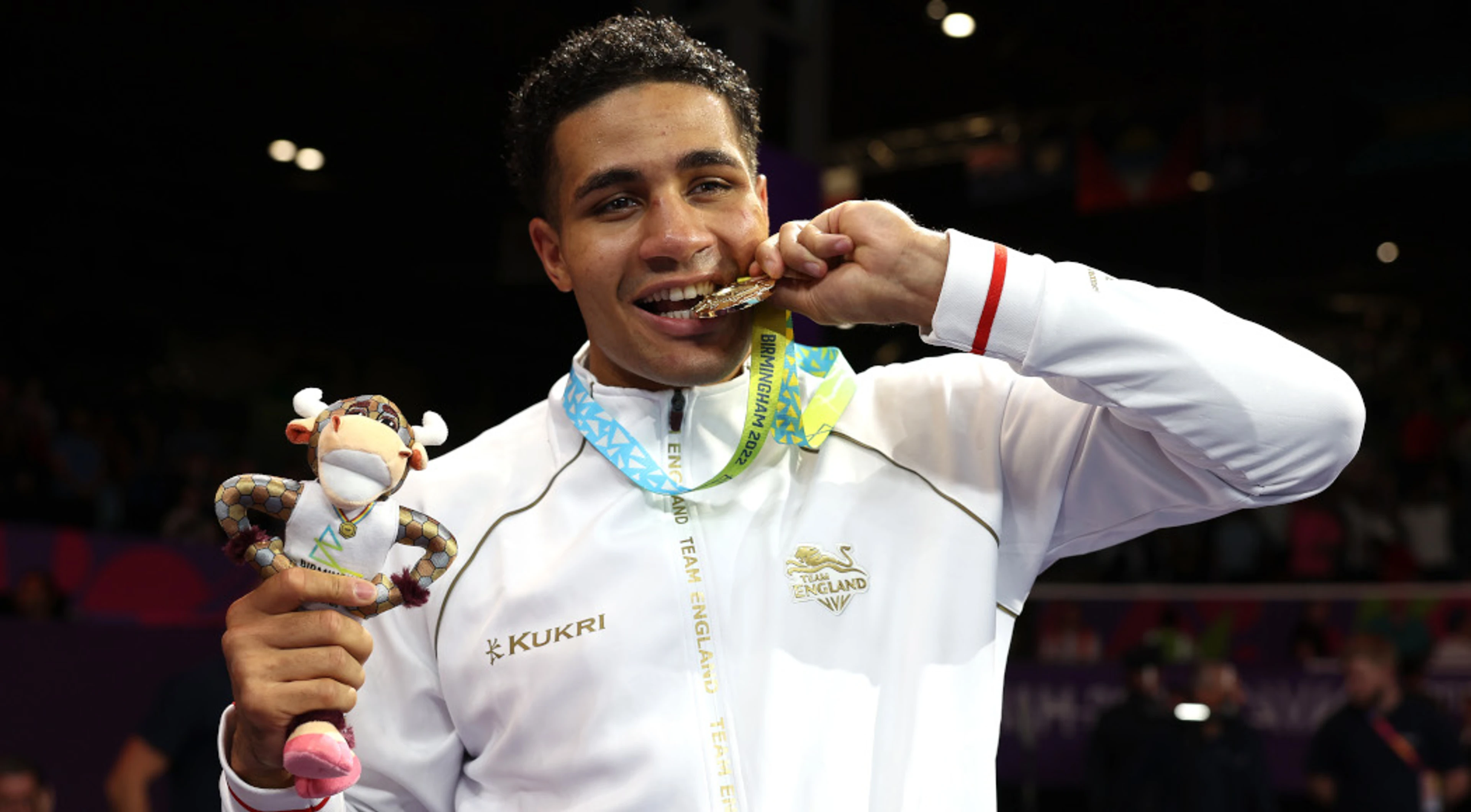 Gold is Delicious for England rising boxing star