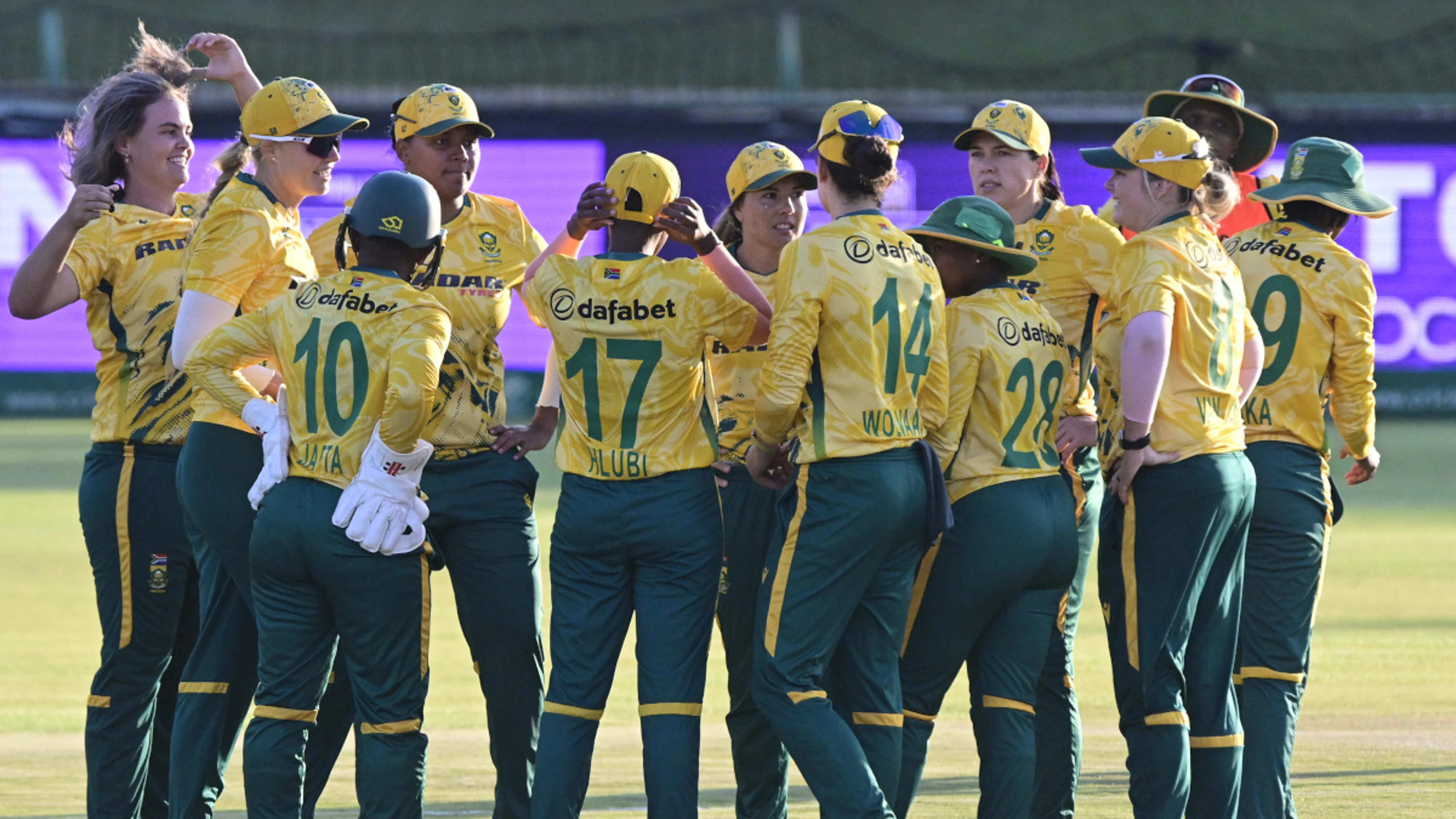 South Africa W v Pakistan W | Match Highlights | 1st T20