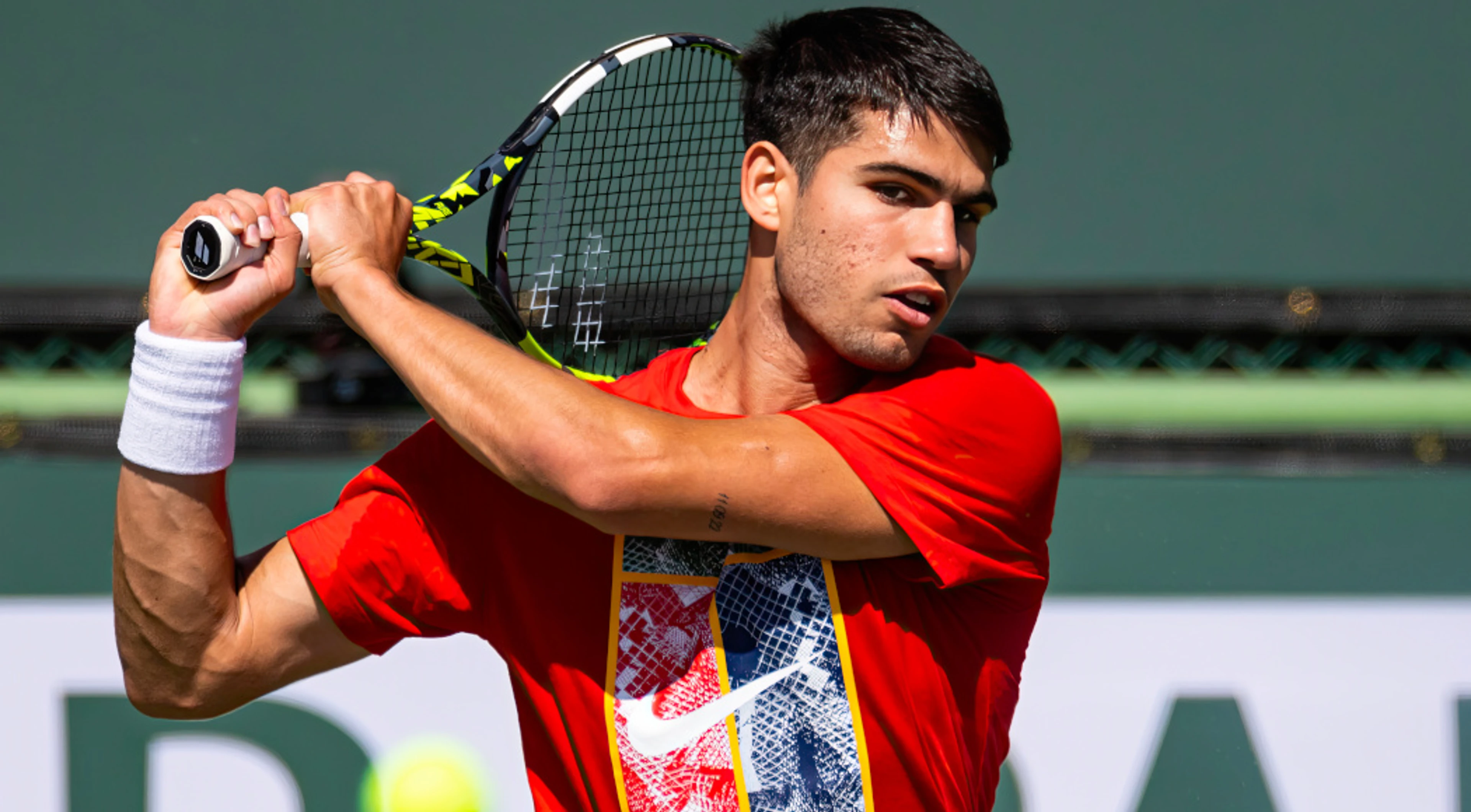 Alcaraz chases Indian Wells title and return to No 1