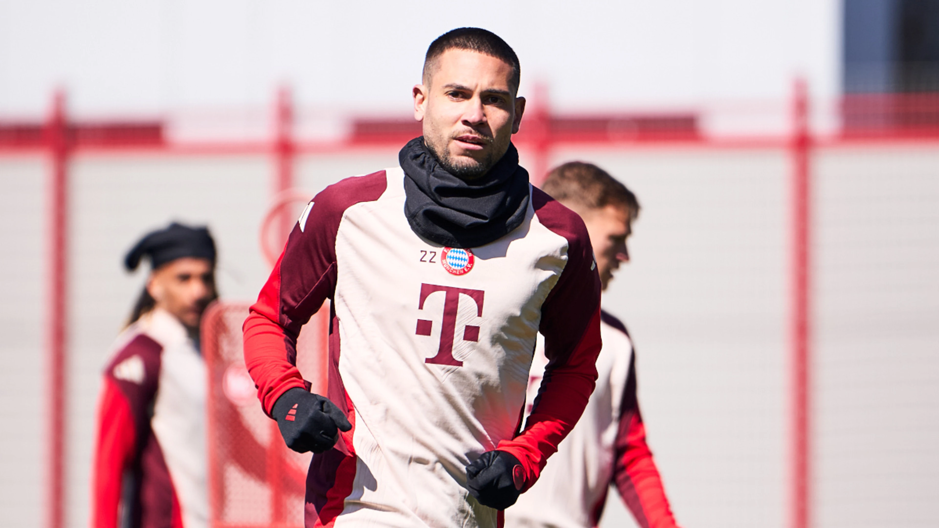 Guerreiro replaces Musiala for injury-hit Bayern, Inter bench Dimarco