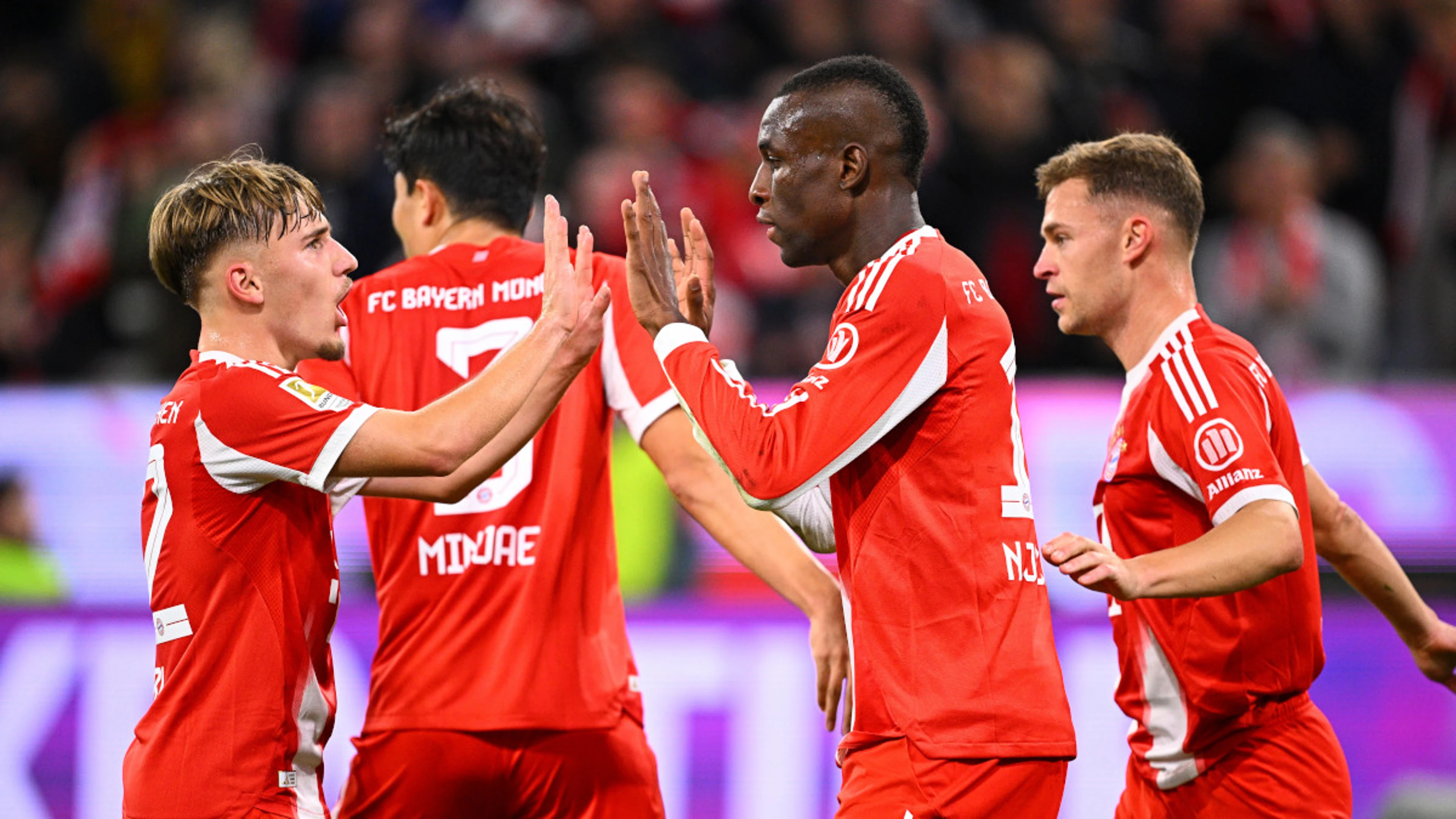 Understrength Bayern sail past Leverkusen before PSG clash