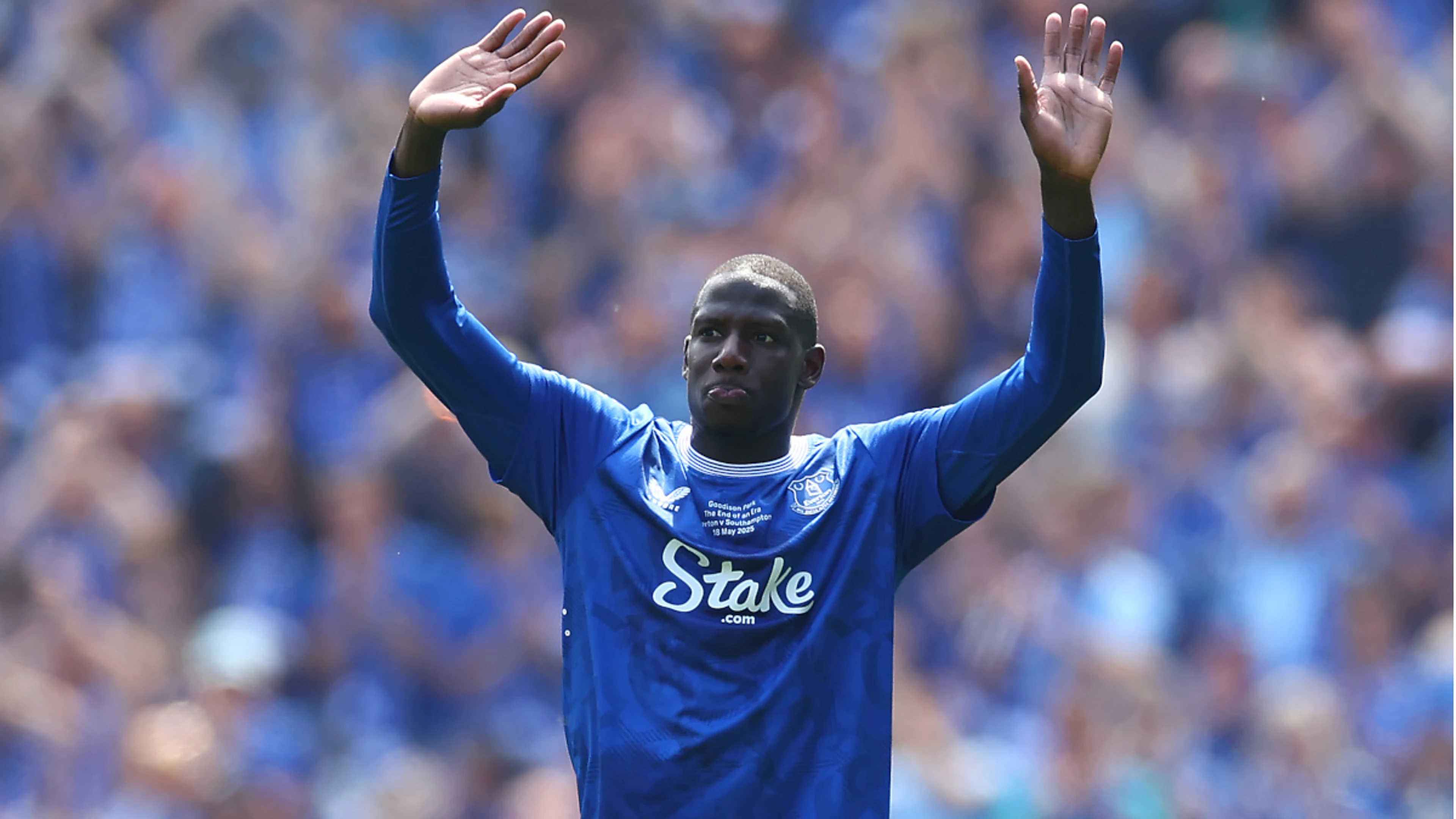 Former Everton midfielder Doucoure joins Neom