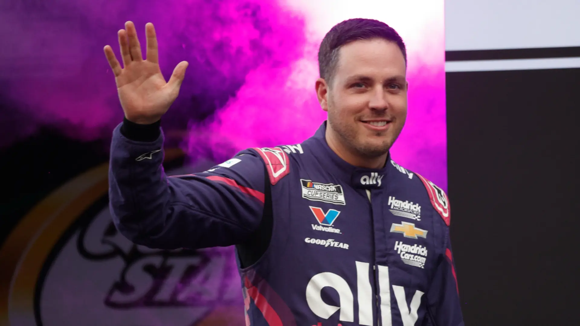 Qualifying cancelation at Daytona puts Alex Bowman on front row