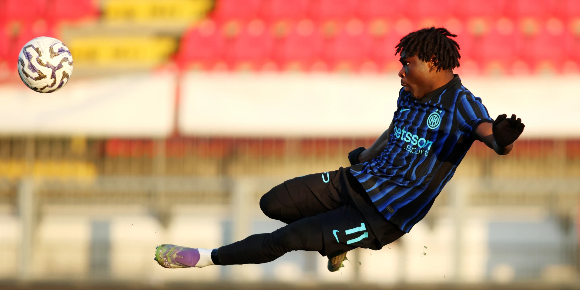 Inter Milan reclaim Serie A summit