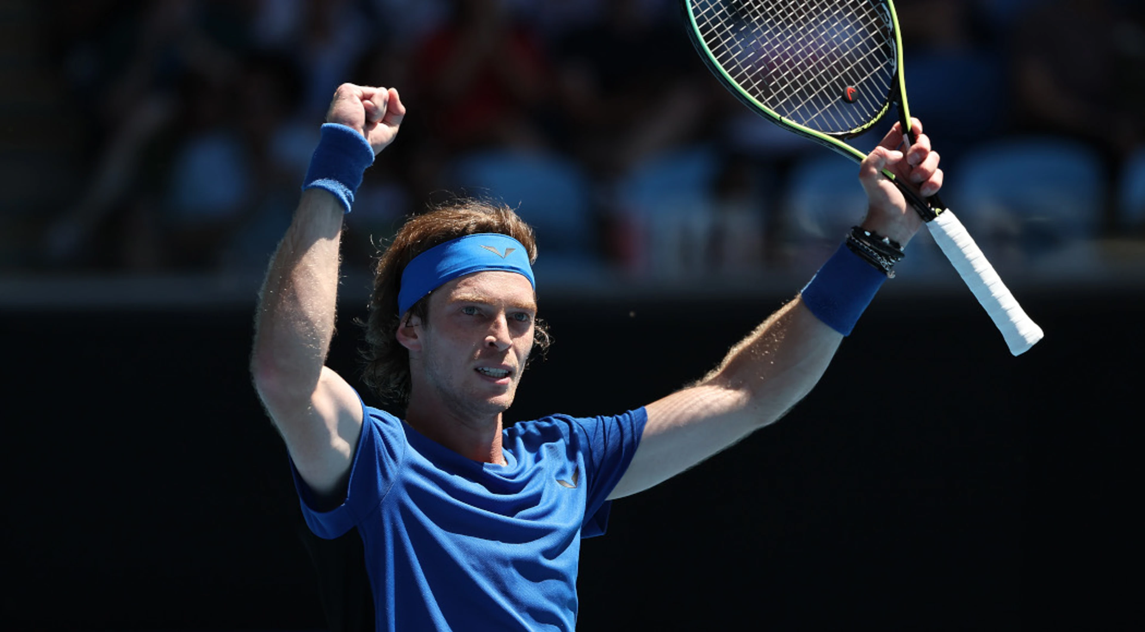 Banana power gets Rublev over the line against Evans