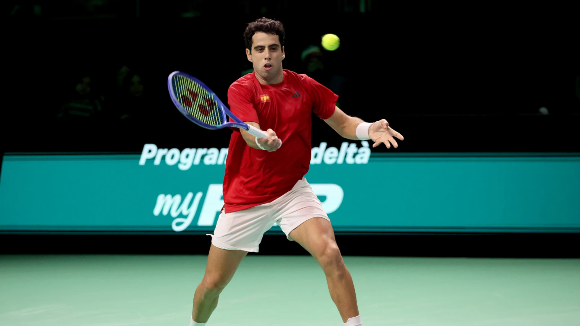 Spain fight back against the Czechs to reach Davis Cup semis