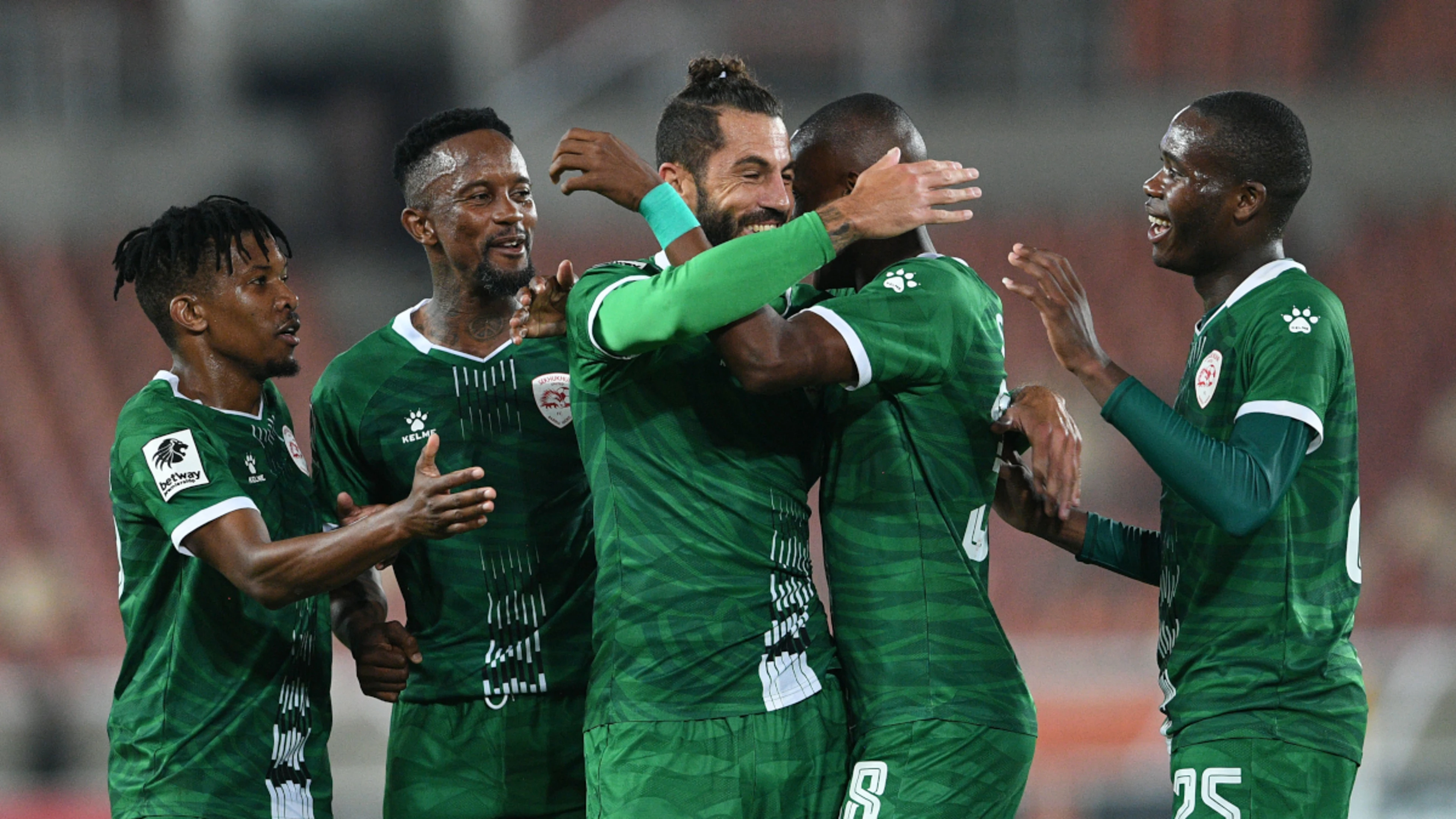 Babina Noko take back third place from Stellies